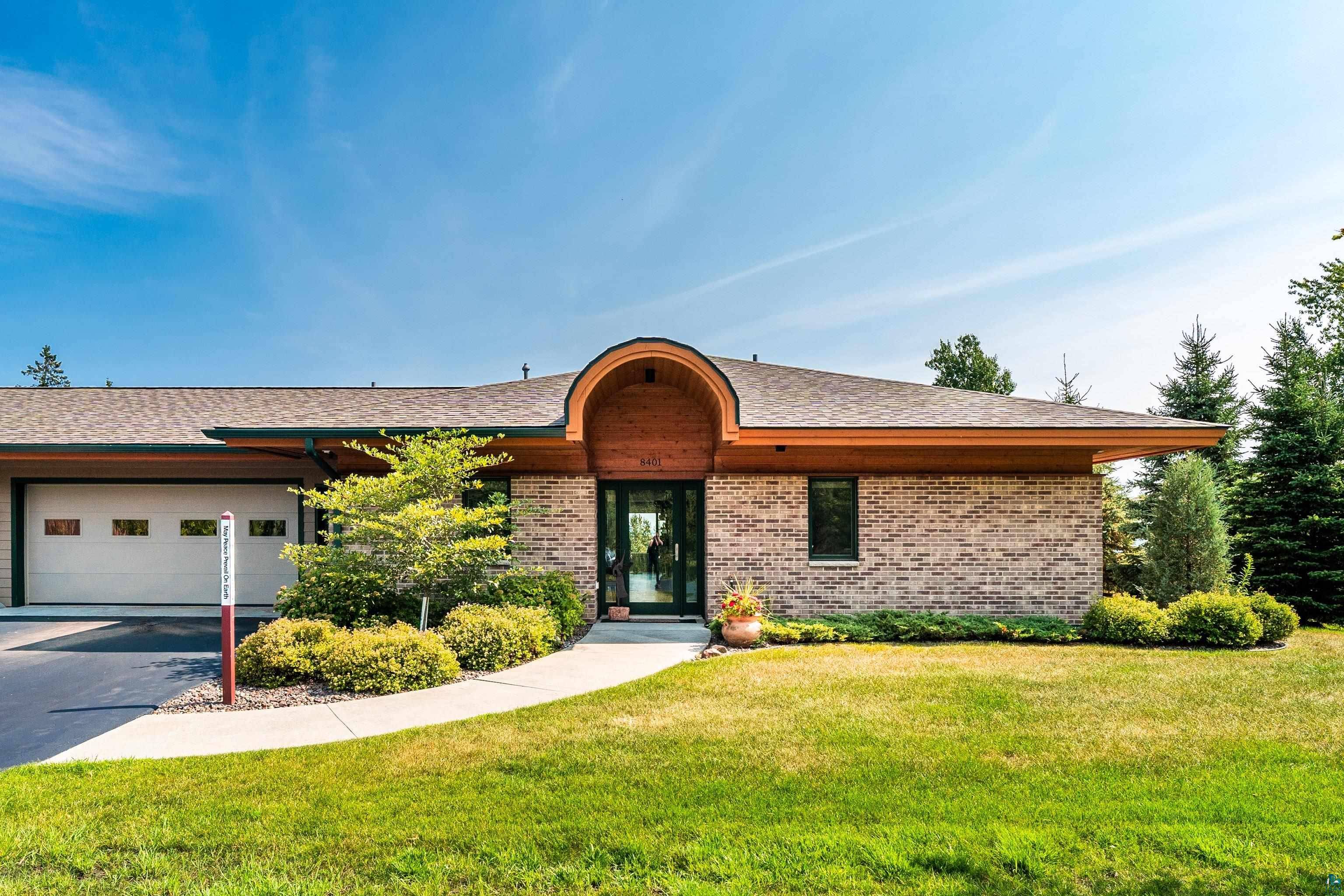 8401 Congdon Blvd #6, Duluth, MN 55804