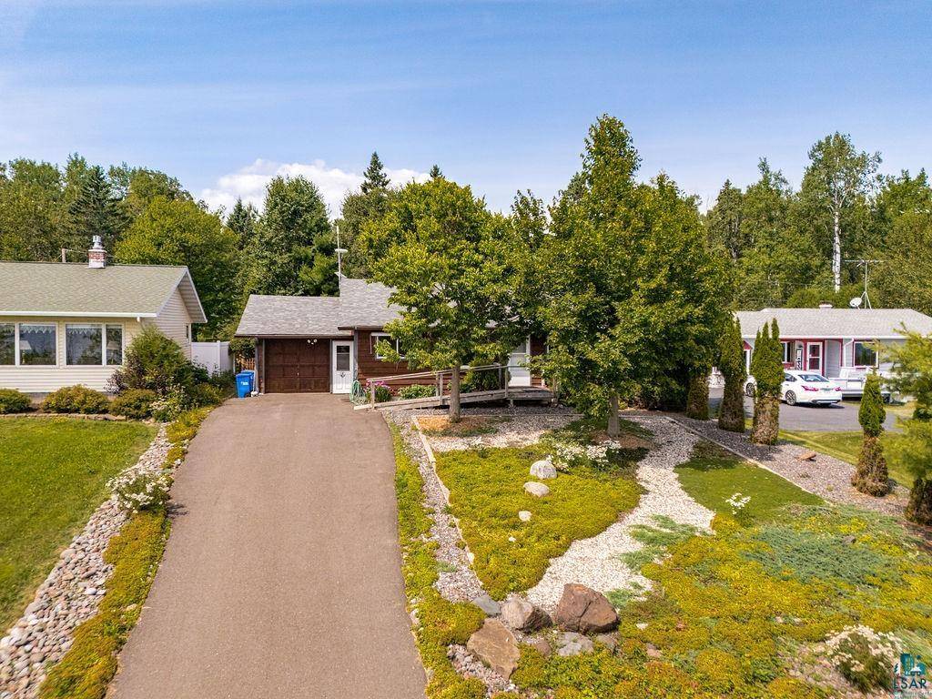 9305 Congdon Blvd, Duluth, MN 55804