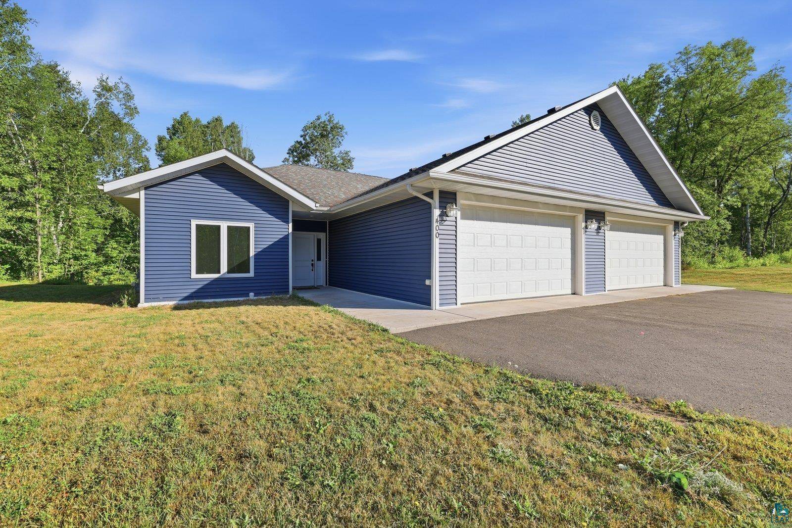 400 Jon Brown Dr, Moose Lake, MN 55767