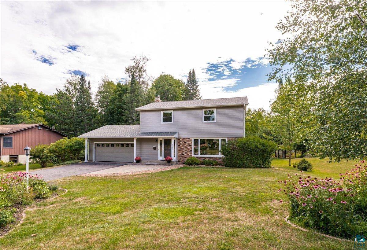 1947 Hartley Rd, Duluth, MN 55803