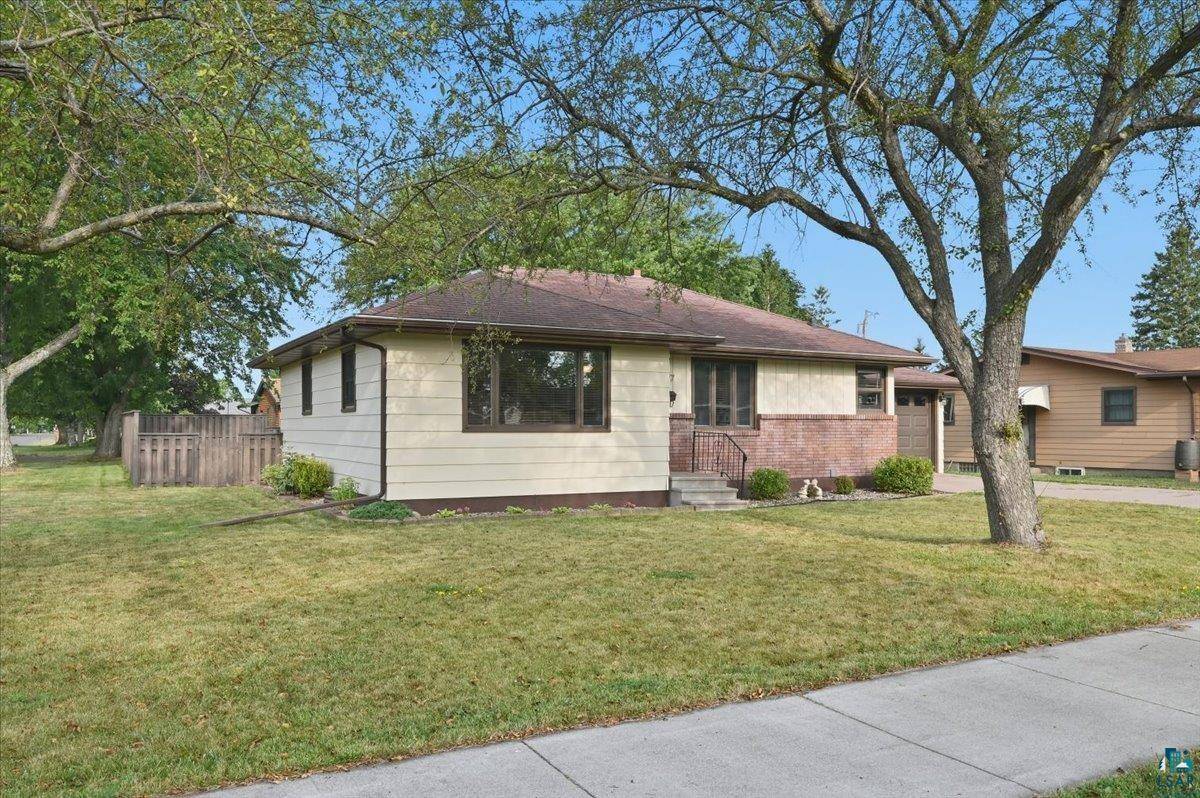 1627 Missouri Ave, Superior, WI 54880