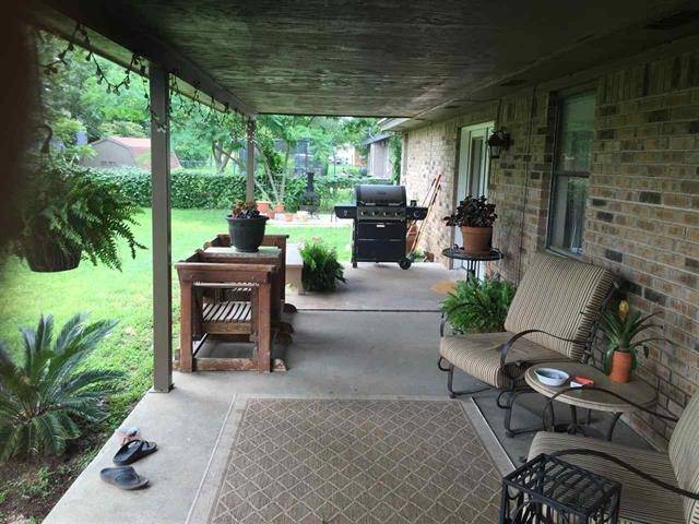 1100 Cedar DR, Marble Falls, TX 78654
