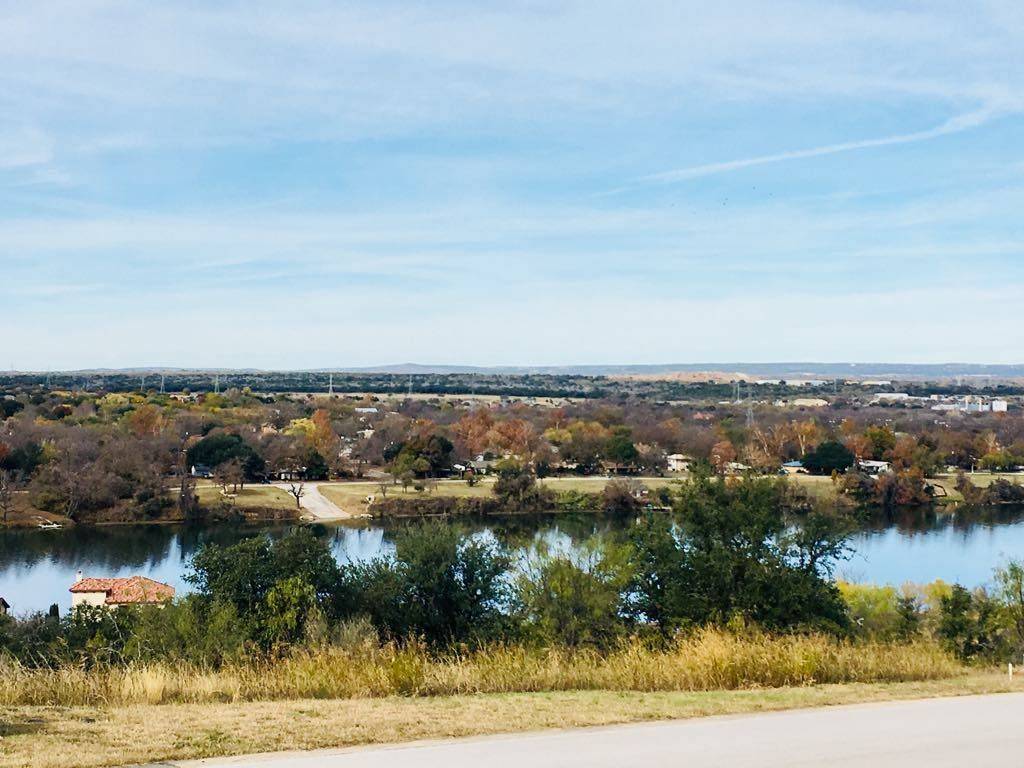 809 Esperanza DR, Marble Falls, TX 78654