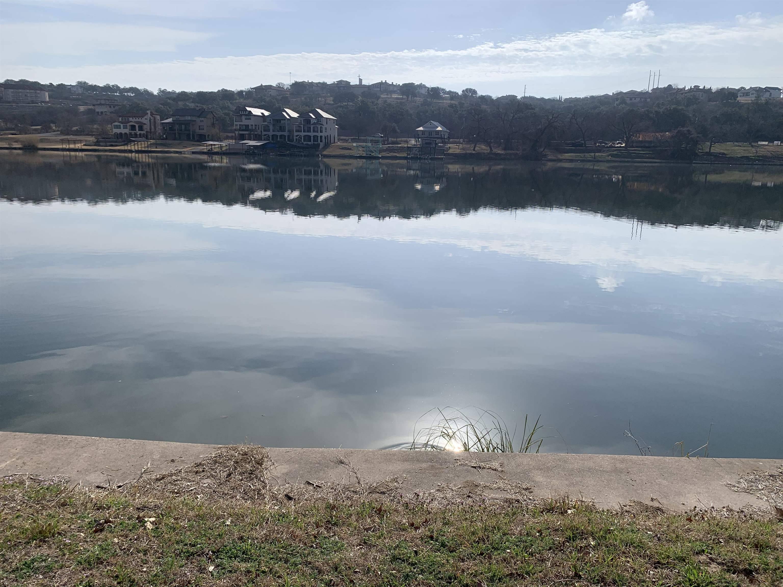 1005 Lakeshore DR, Marble Falls, TX 78654