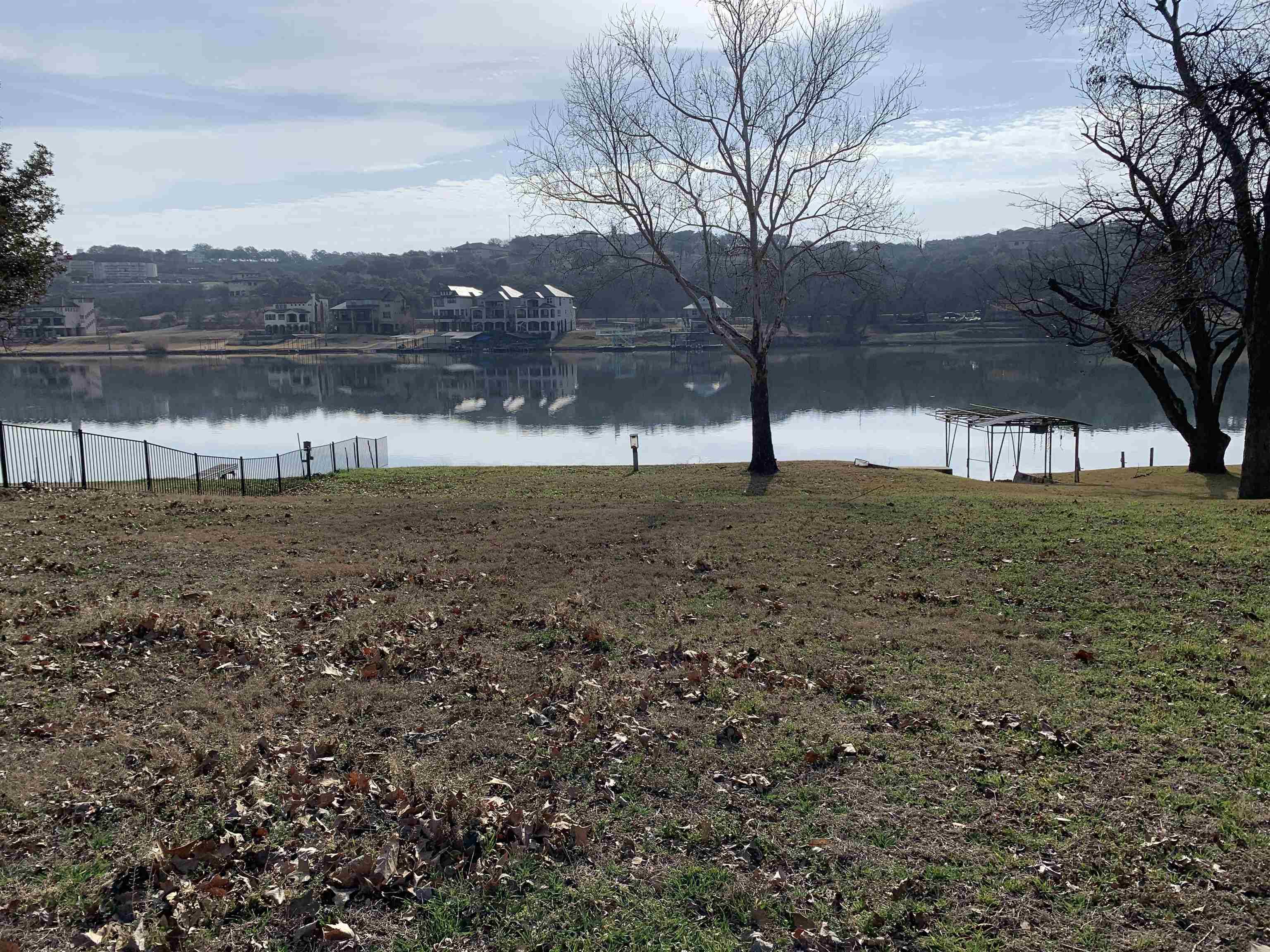 1005 Lakeshore DR, Marble Falls, TX 78654