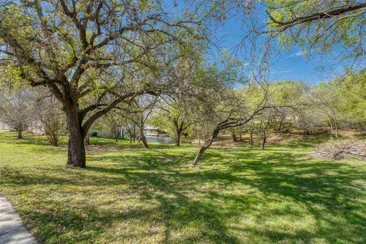 3400 Pack Saddle DR, Horseshoe Bay, TX 78657