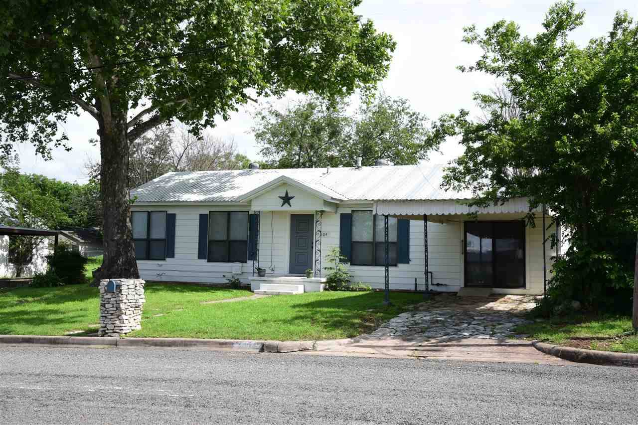 504 E Green ST, Llano, TX 78643-0000