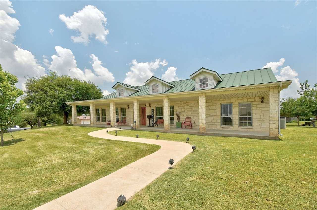 1500 Exall St, Llano, TX 78643