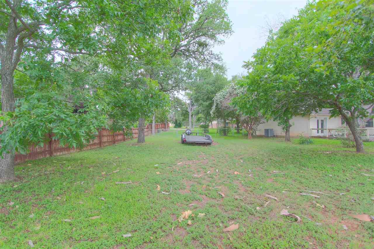 335 Carlson CIR, Buchanan Dam, TX 78609