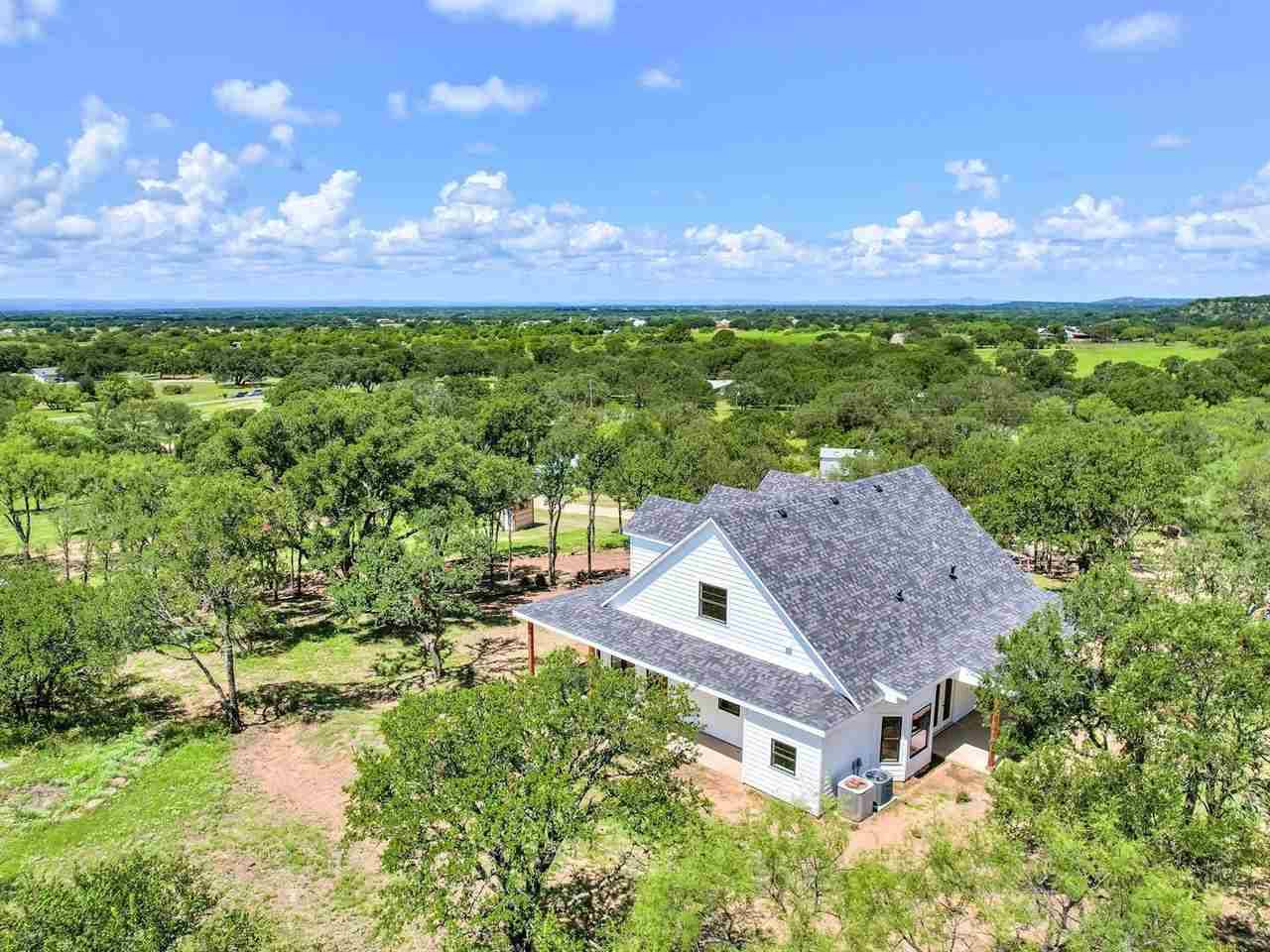 100 Timber Ridge Rd, Marble Falls, TX 78654