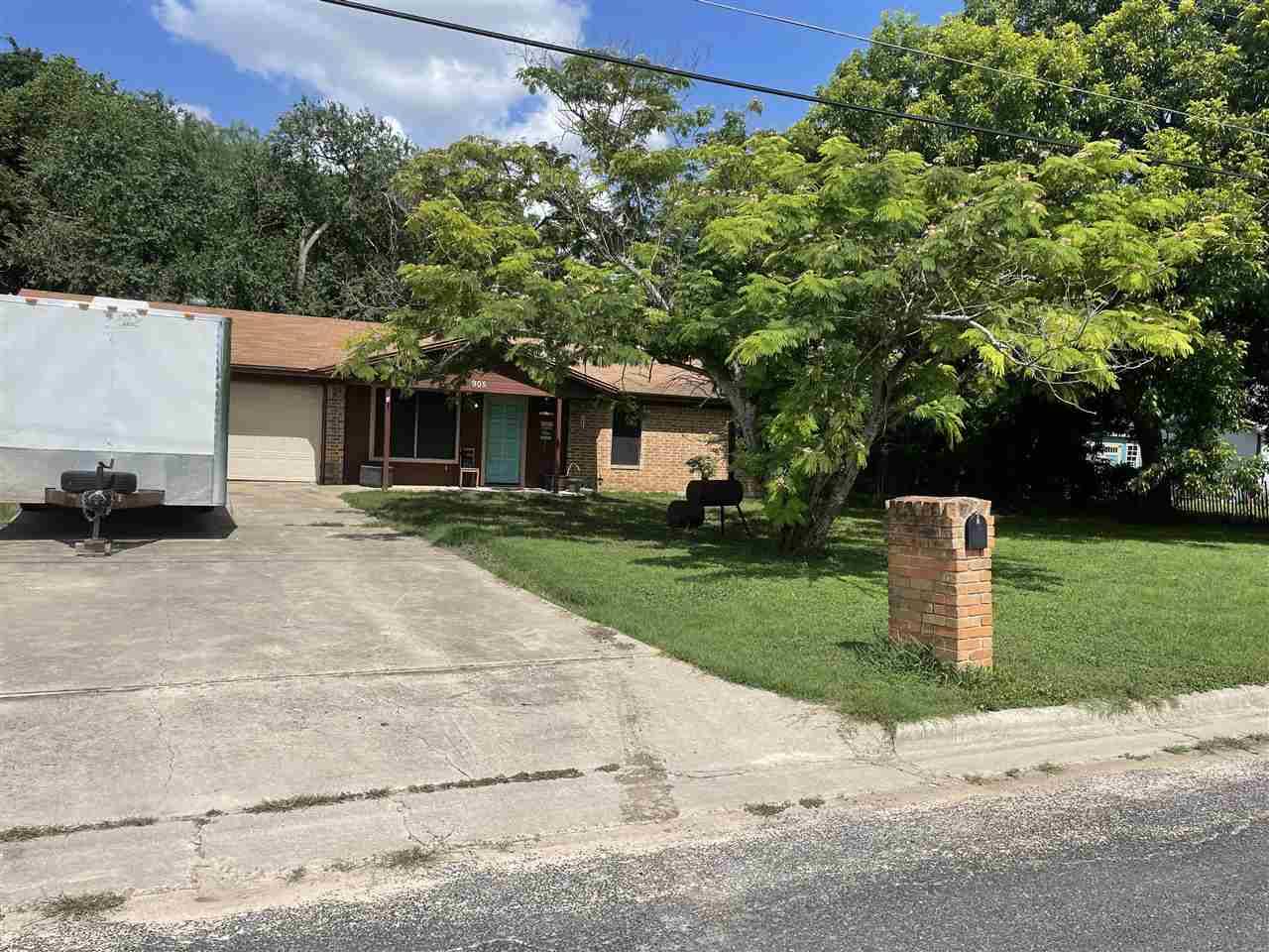 905 McClean, Lampasas, TX 76550