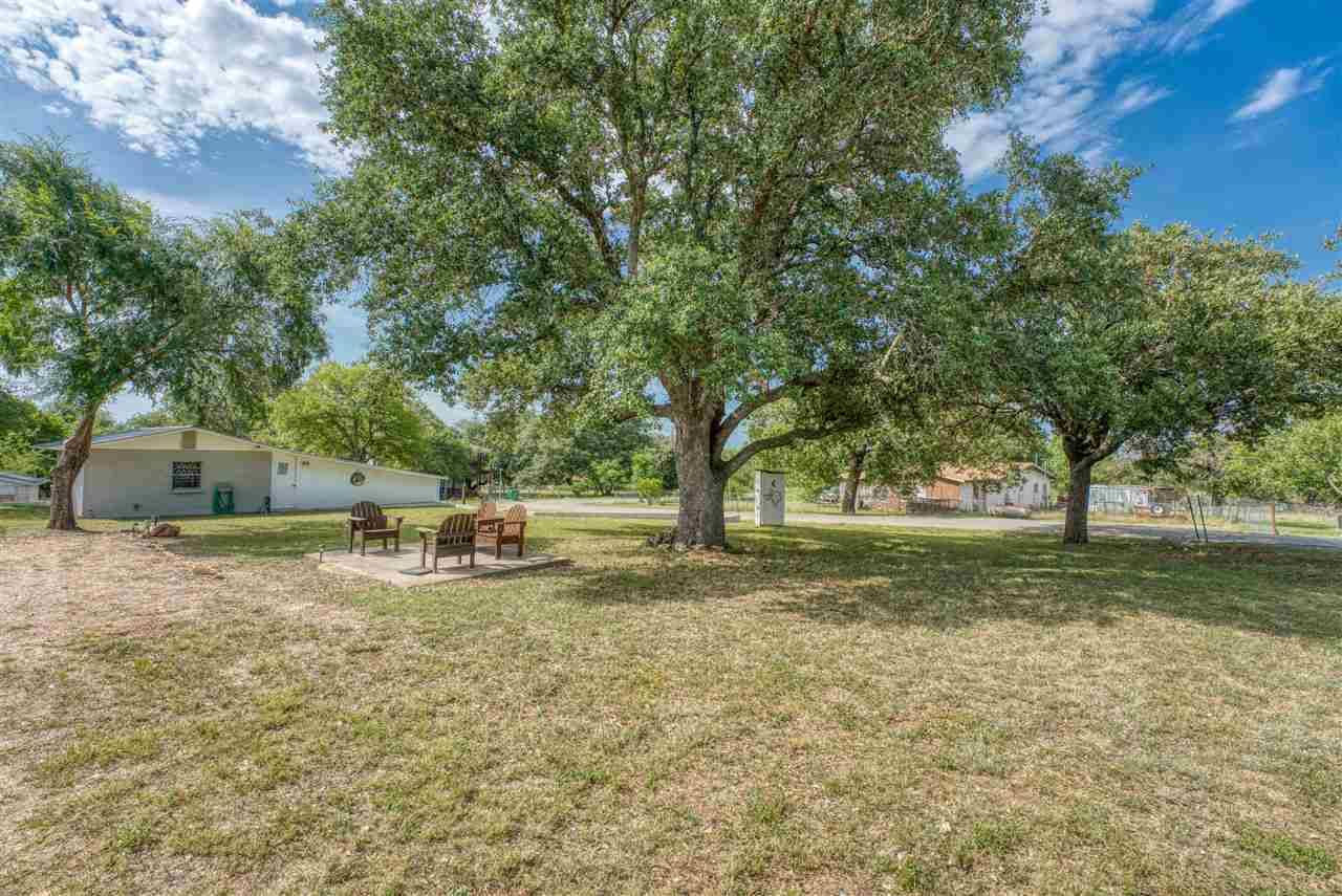 510 South Dr., Kingsland, TX 78639