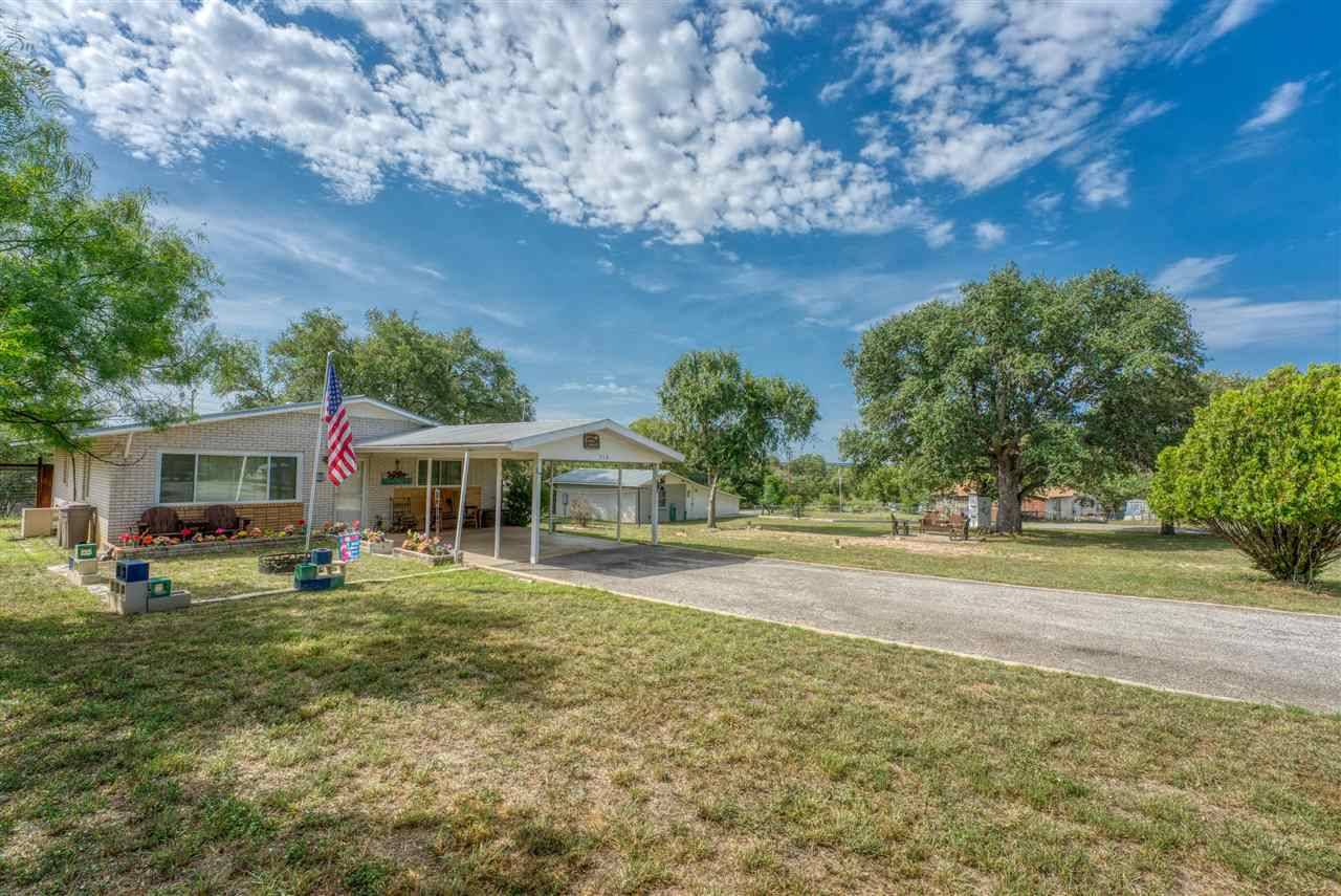 510 South Dr., Kingsland, TX 78639