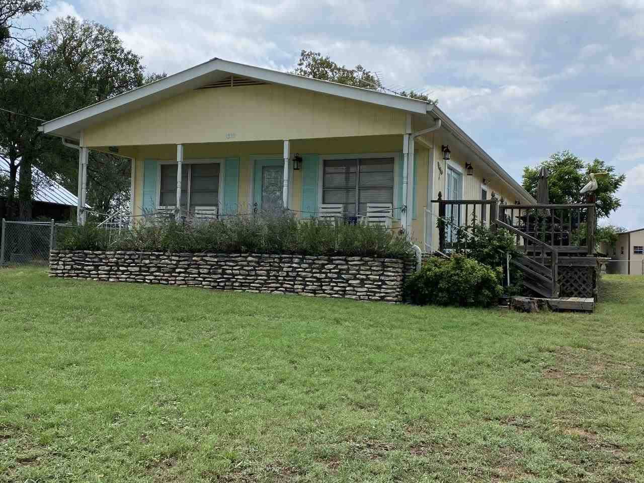 1339 Sleepy Ln, Tow, TX 78672