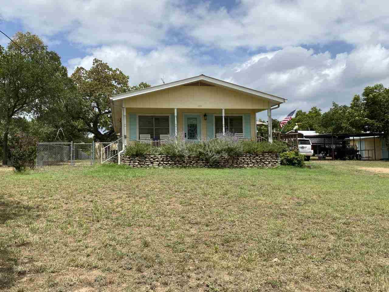 1339 Sleepy Ln, Tow, TX 78672