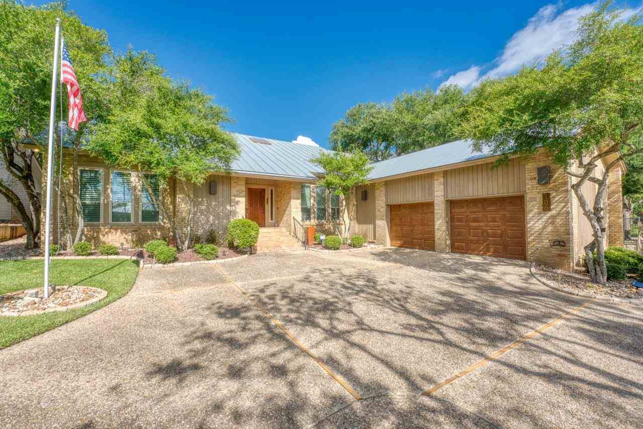 106 Southern Spur, Horseshoe Bay, TX 78657