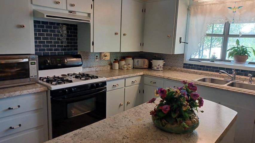 501 N Ridge DR, Lampasas, TX 76550