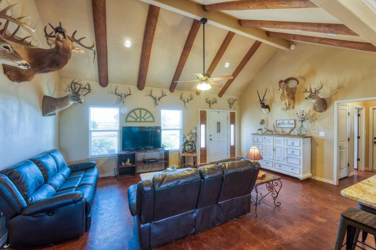405 CR 144, Marble Falls, TX 78654