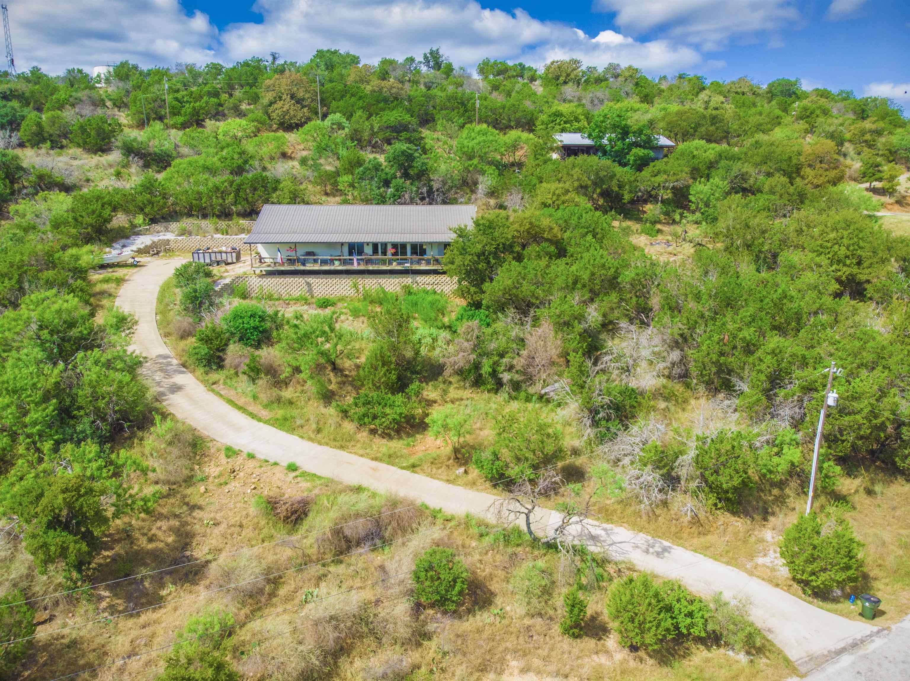 210 Inspiration DR, Sunrise Beach, TX 78643