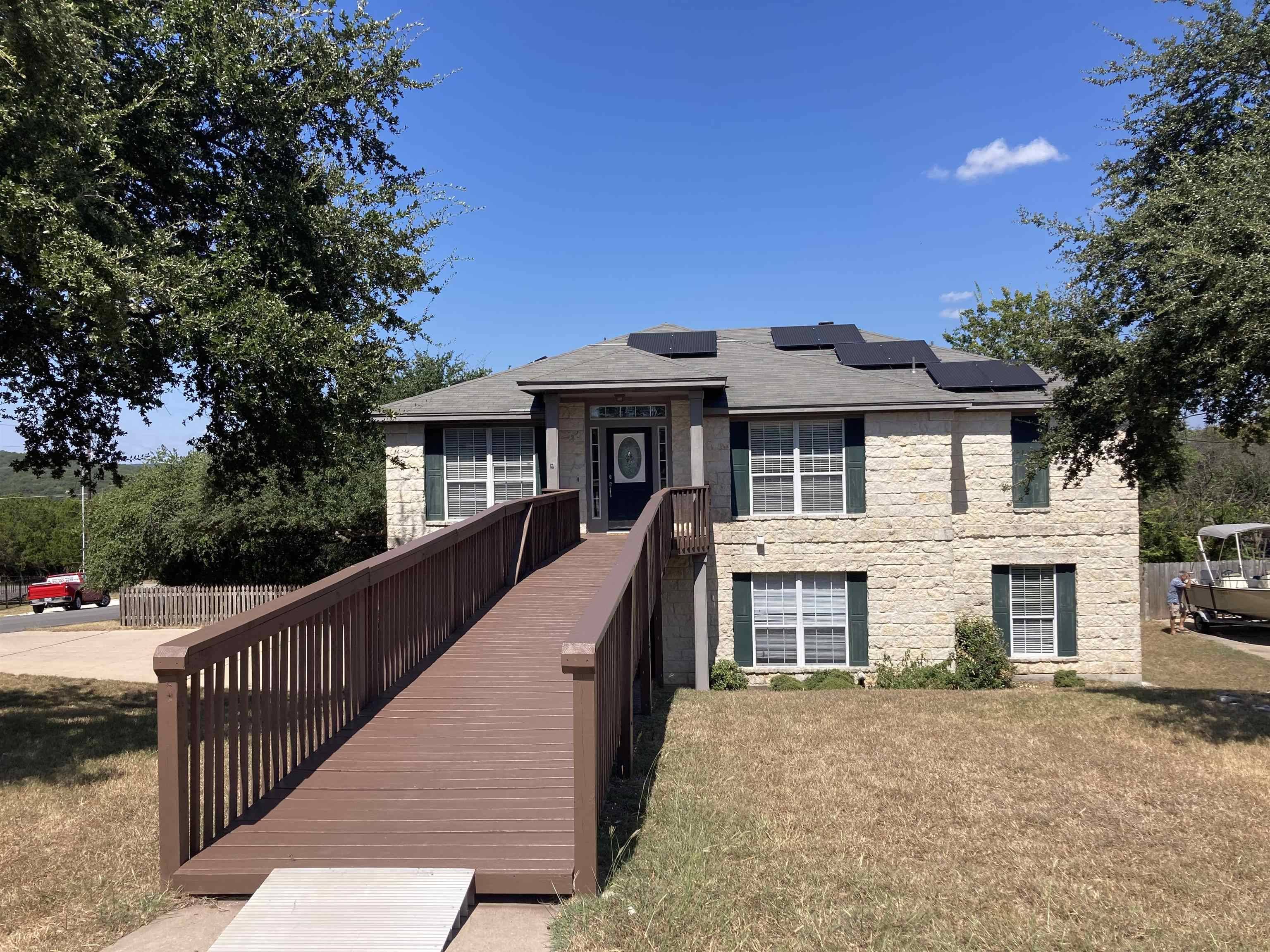 4500 Rimrock Dr, Lago Vista, TX 78645-6102