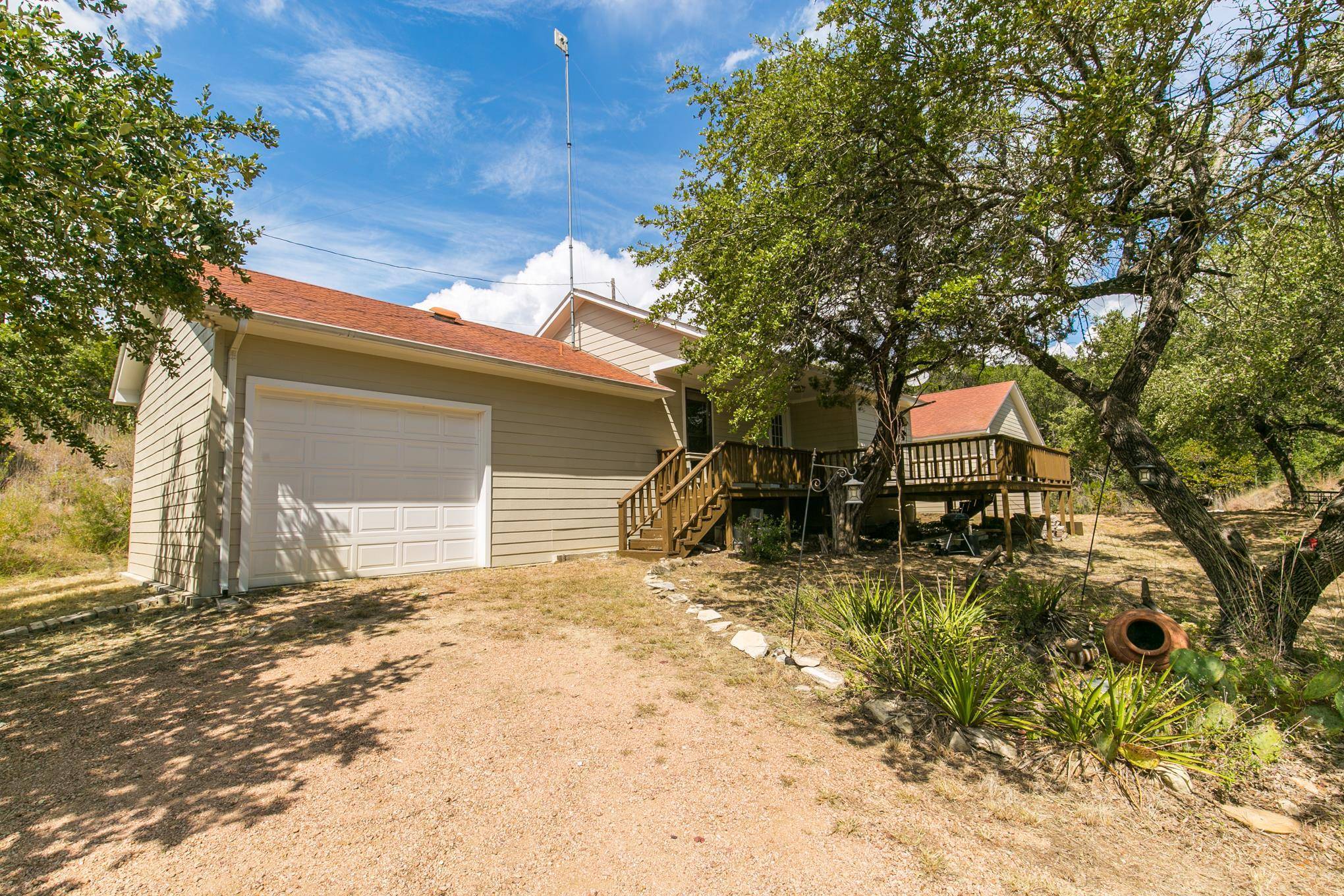 28700 Valley Road, Marble Falls, TX 78654