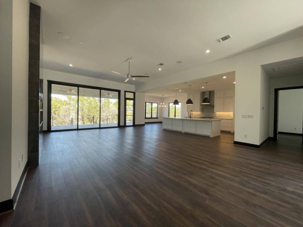 404 broken Hills, Horseshoe Bay, TX 78657