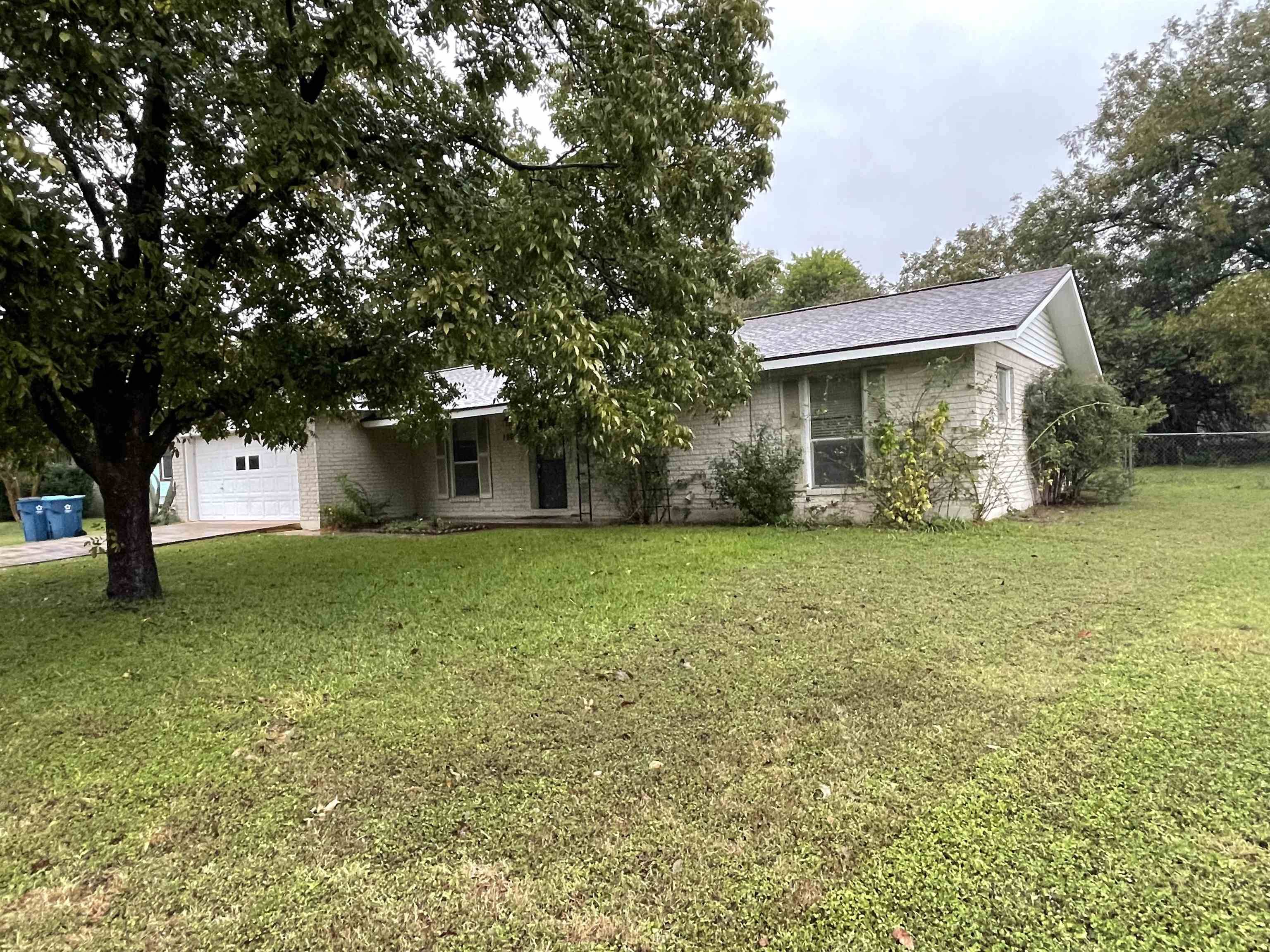 1209 Ash DR, Marble Falls, TX 78654