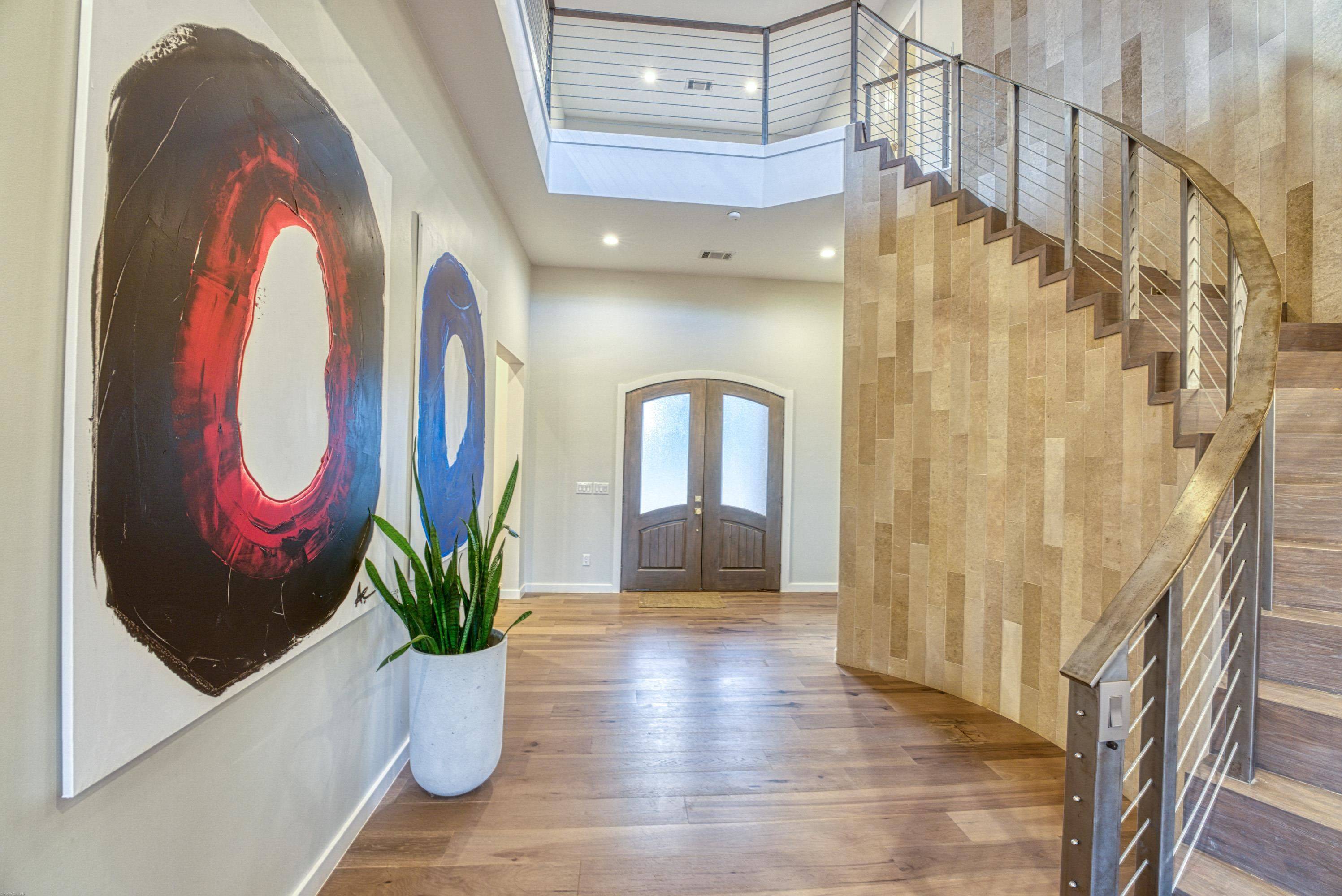 713 Oak Forest RD, Marble Falls, TX 78654