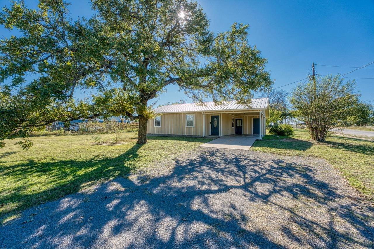 3921 Oklahoma ST, Kingsland, TX 78639