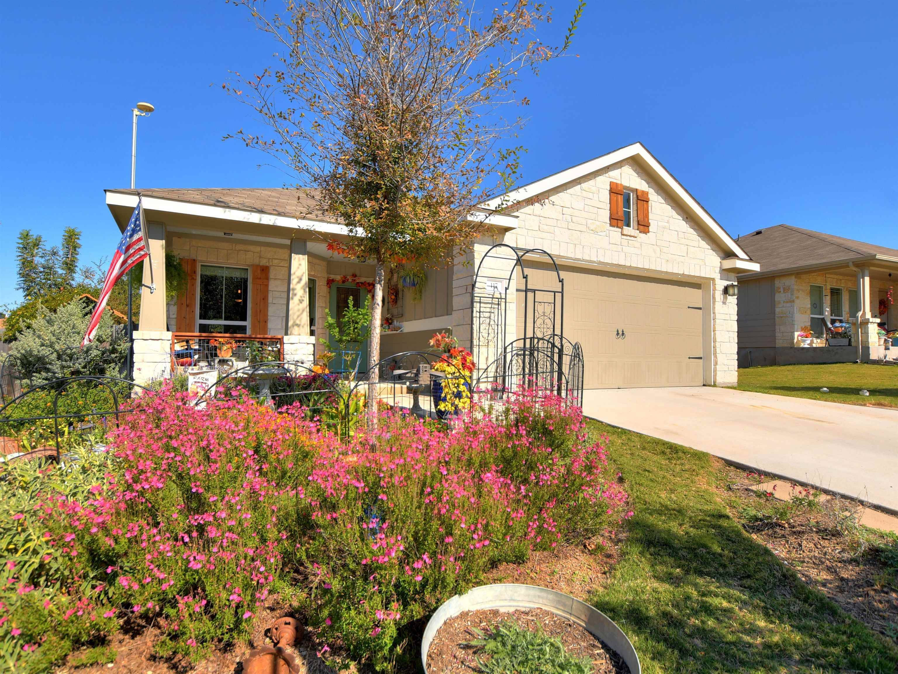 117 E Wildflower BLVD, Marble Falls, TX 78654