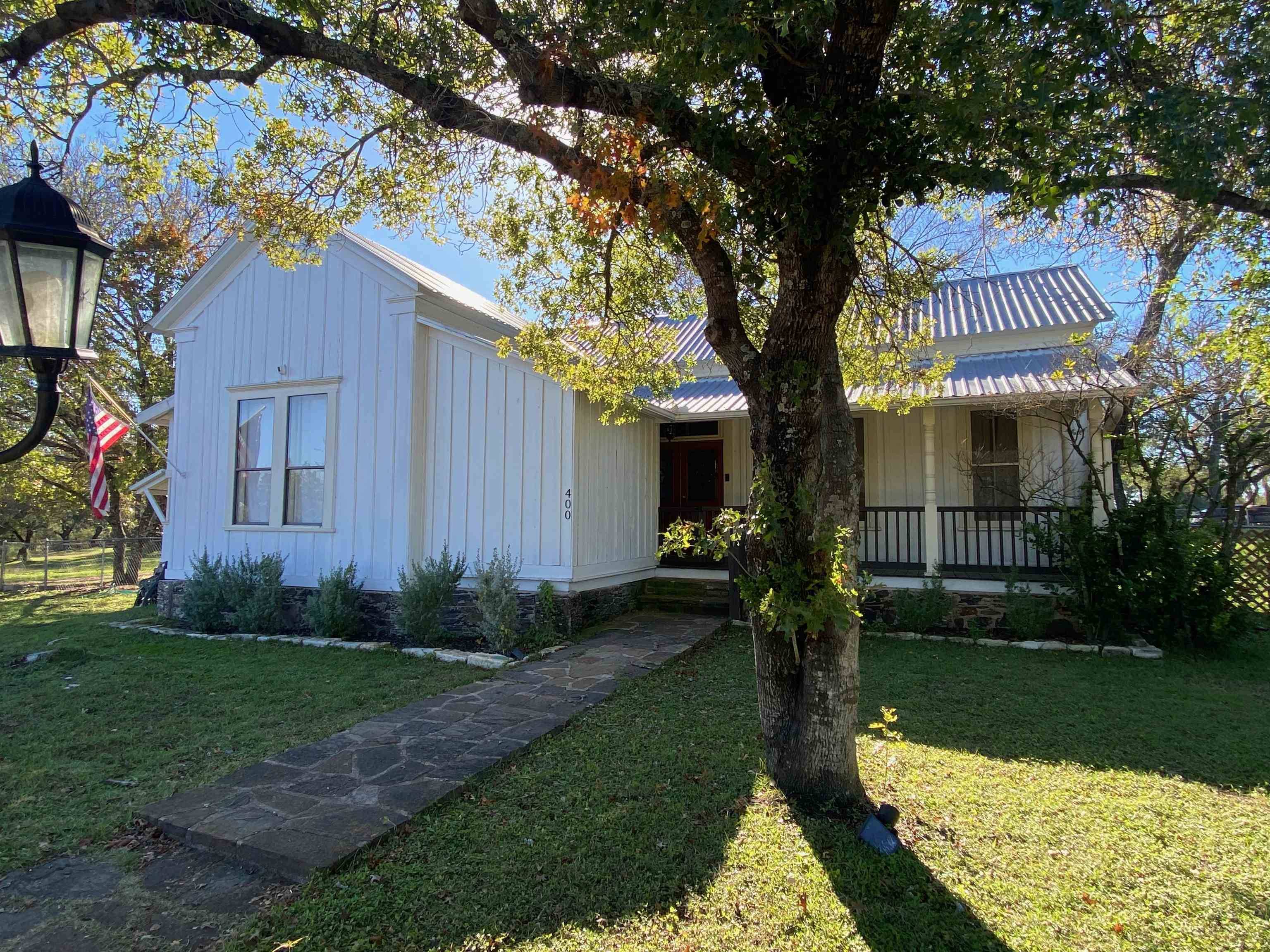 400 Cr 346, Marble Falls, TX 78654