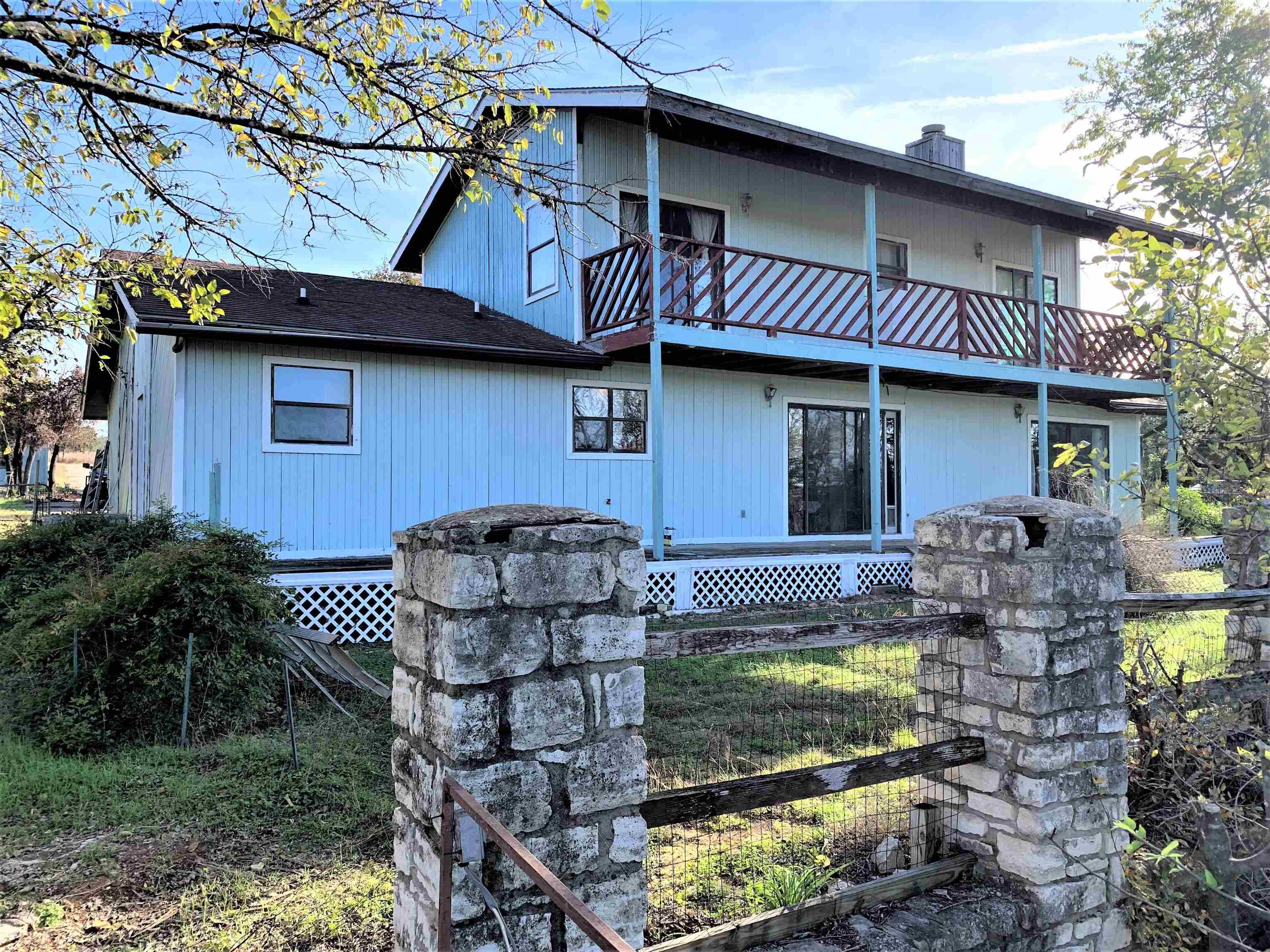2714 S Pace Bend RD, Spicewood, TX 78669