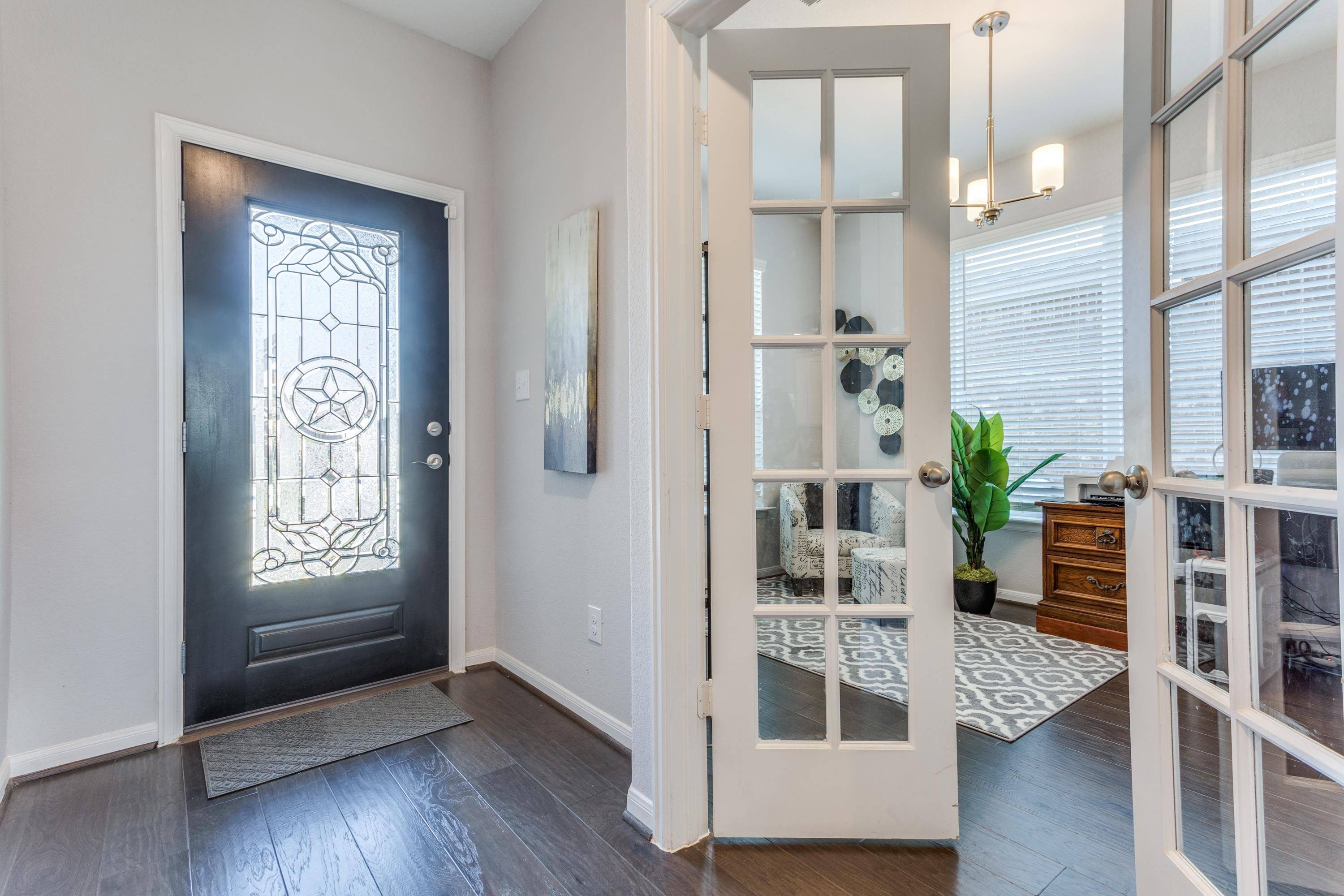 744 Blue Oak, Out Of Area, TX 78666