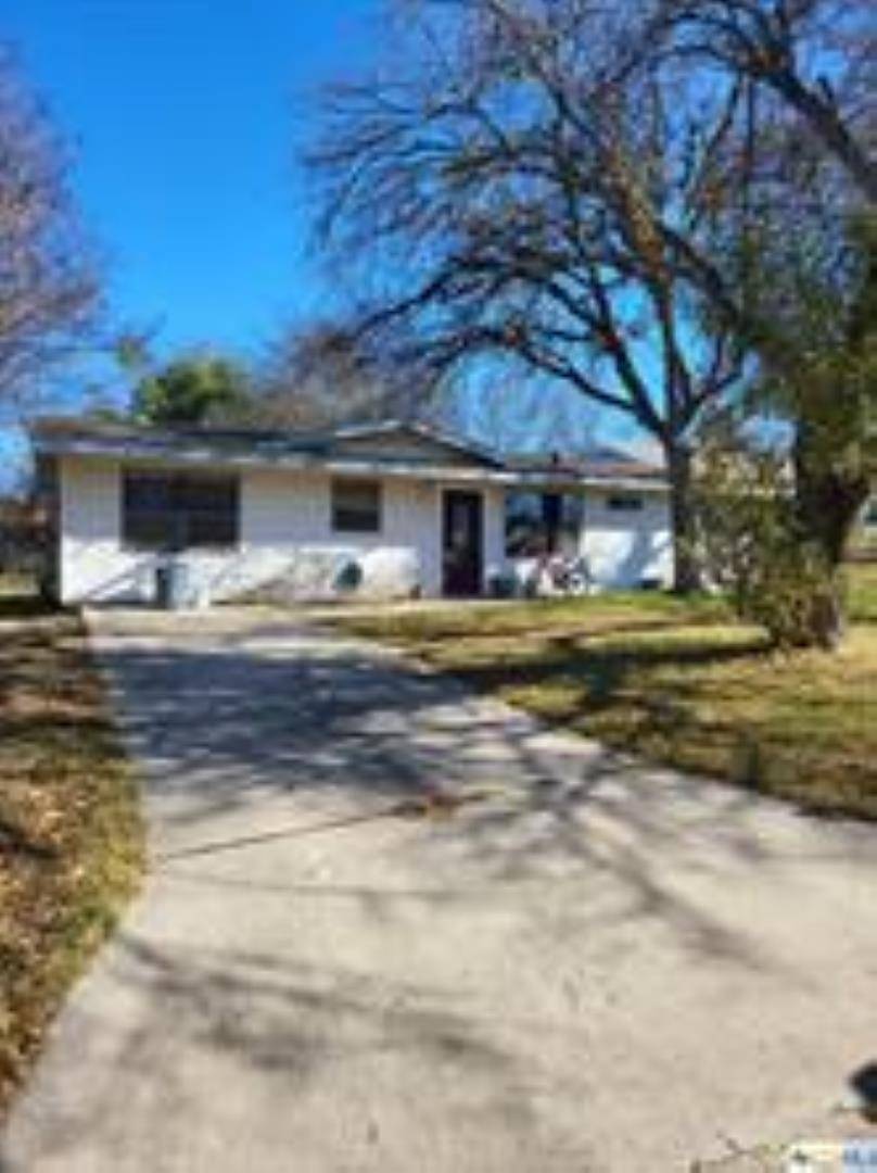 76 Sue Ann DR, Lampasas, TX 76550
