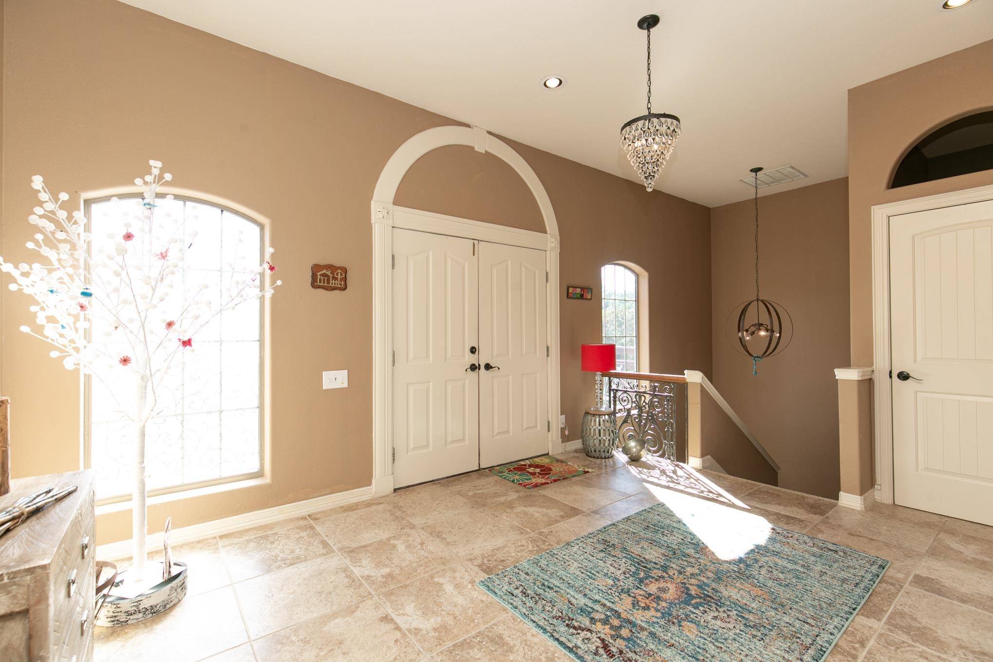 108 Mule Shoe CIR, Horseshoe Bay, TX 78657