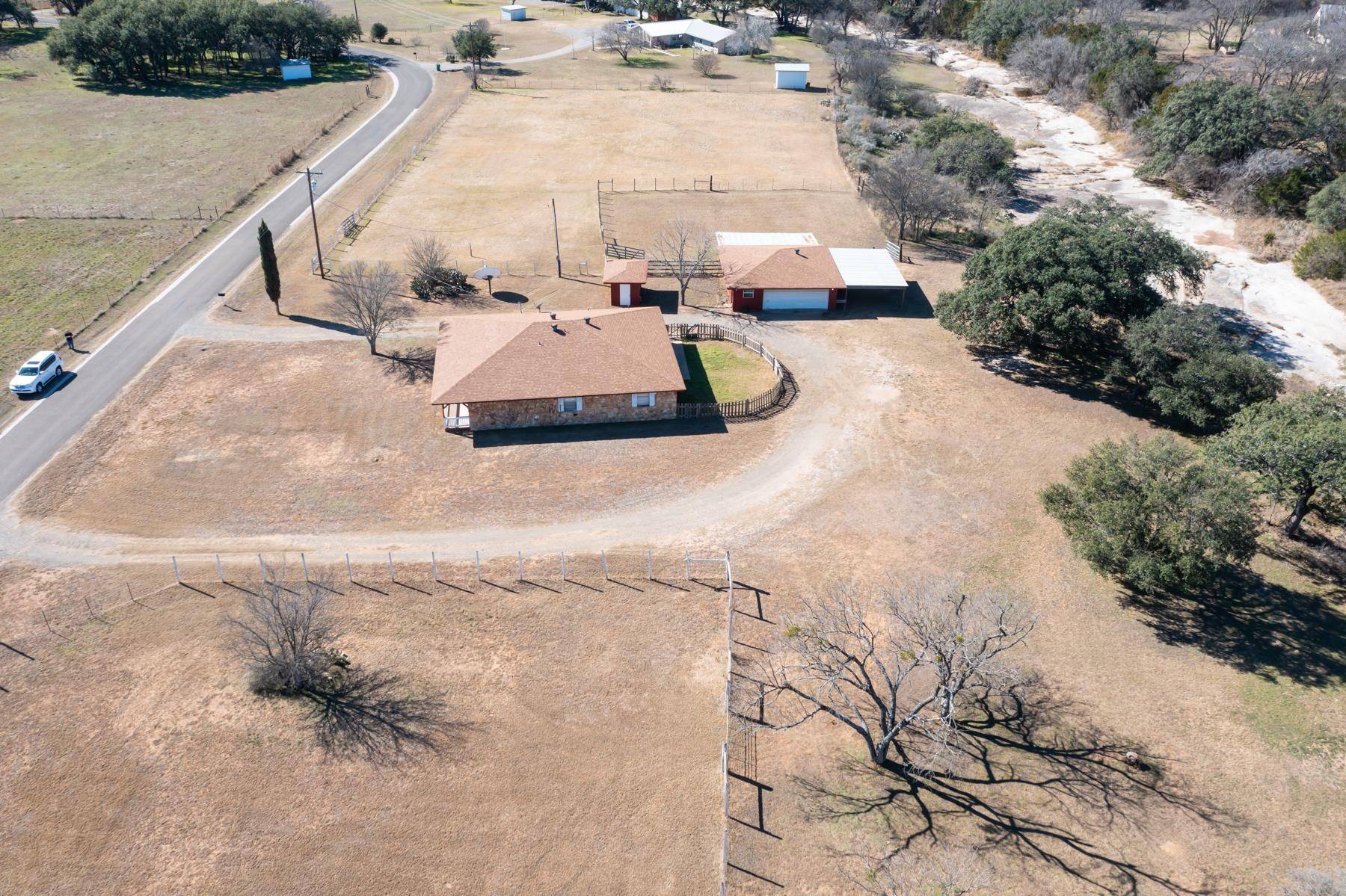 1001 Timber Ridge RD, Marble Falls, TX 78654