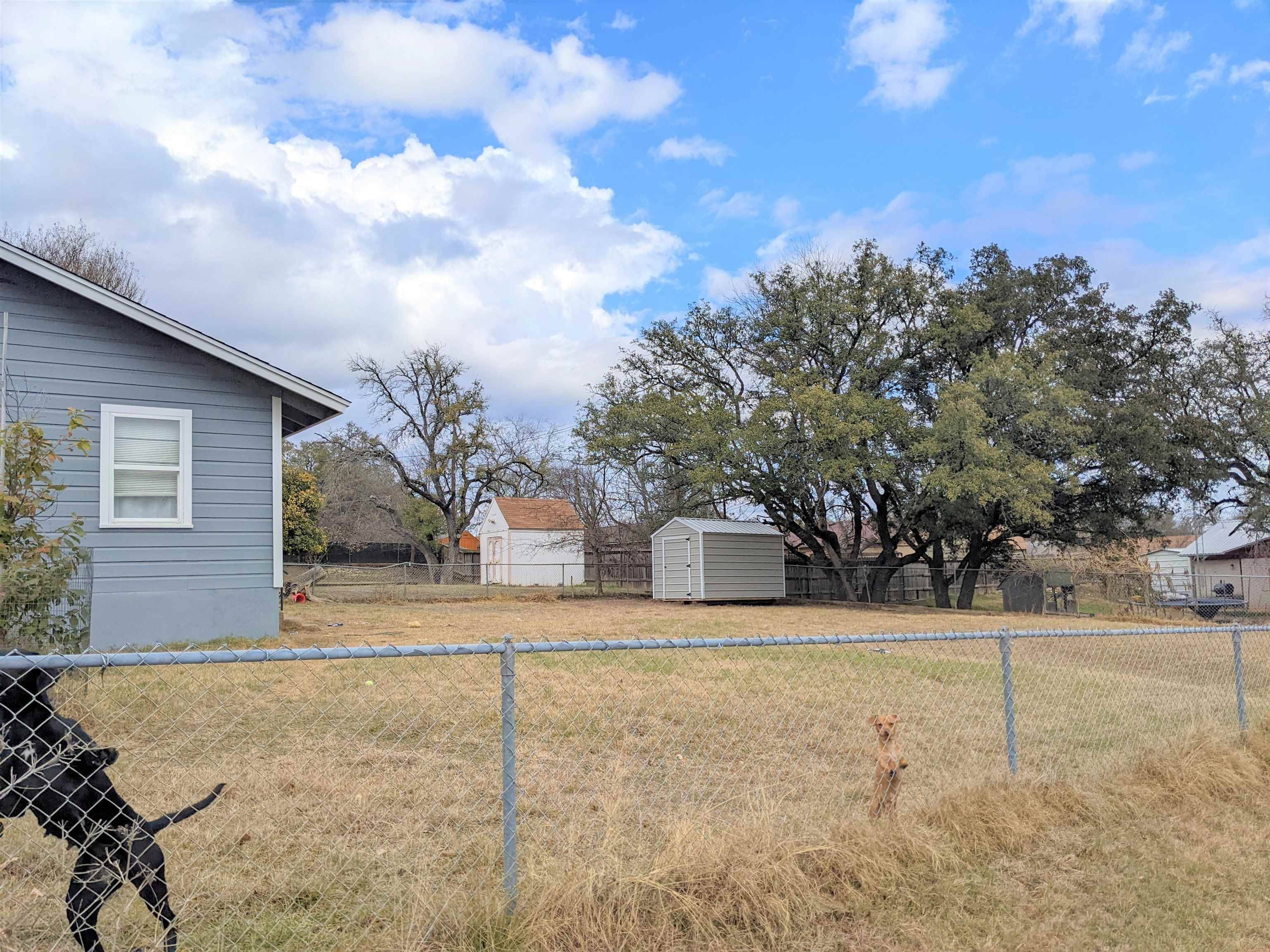 215 S Rice St, Lampasas, TX 76550