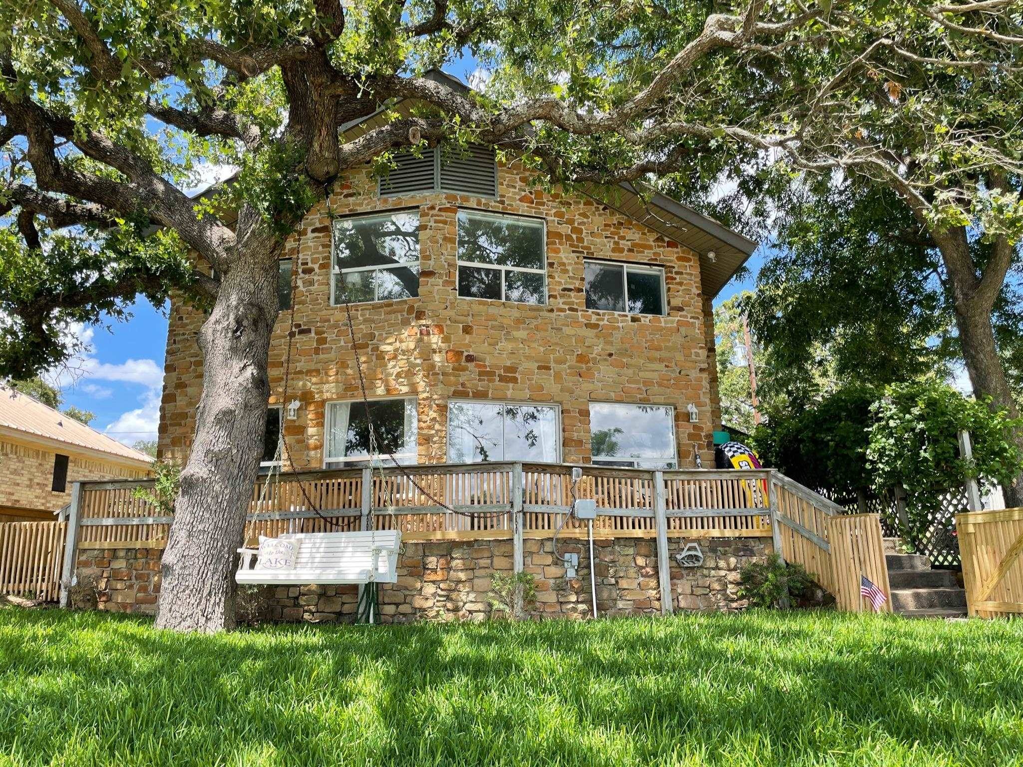 392 Lake Loop, Tow, TX 78672