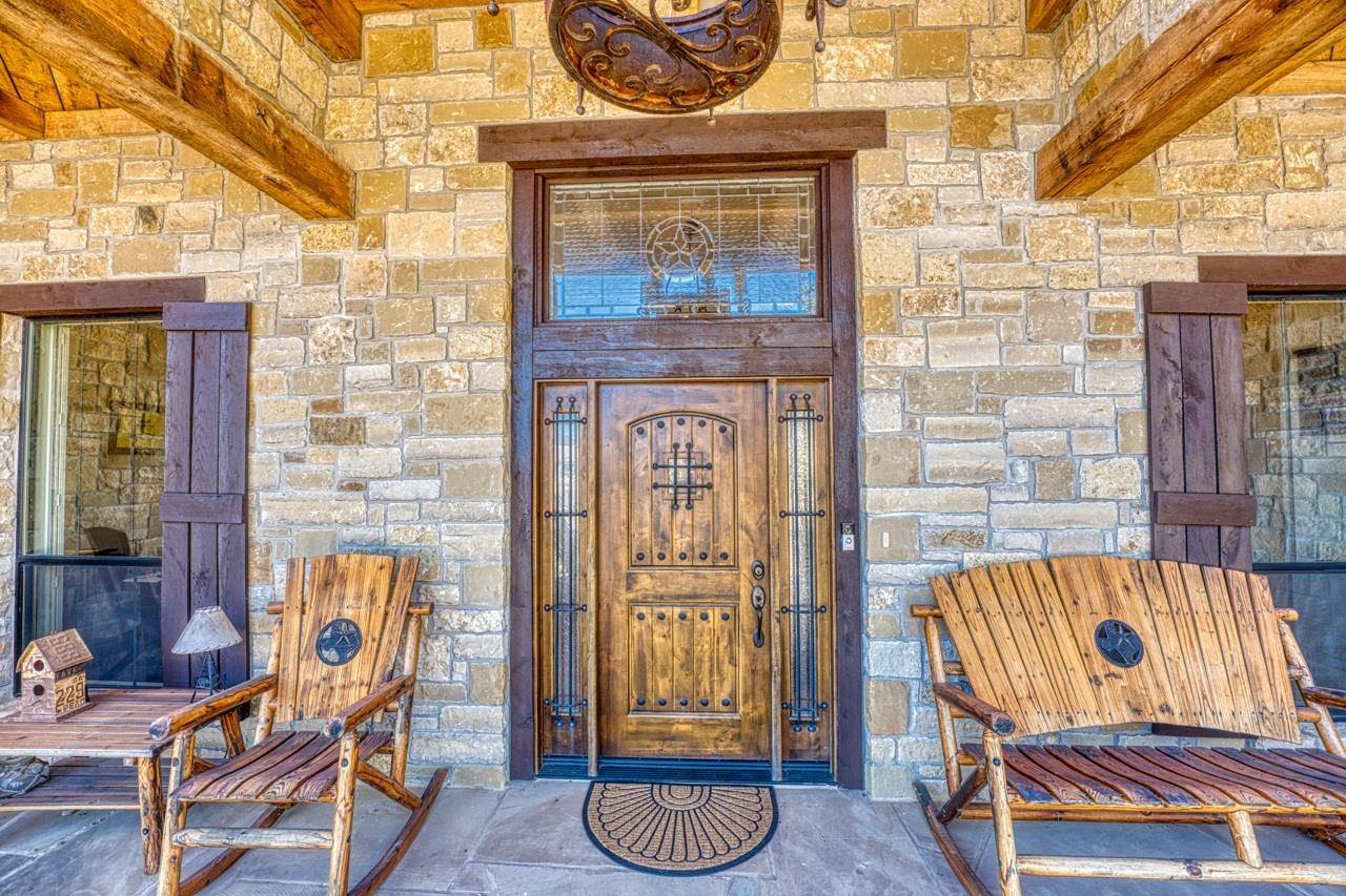 101 Fox Fur, Horseshoe Bay, TX 78657