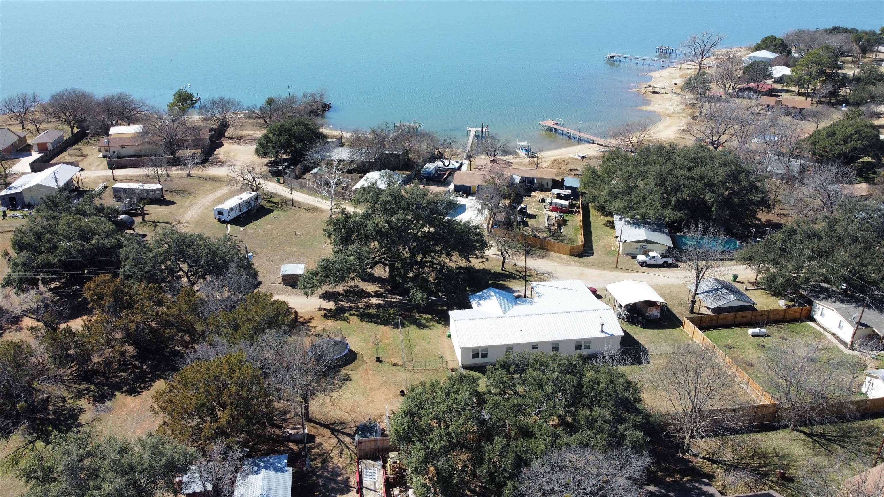 116 Shell LN, Burnet, TX 78611