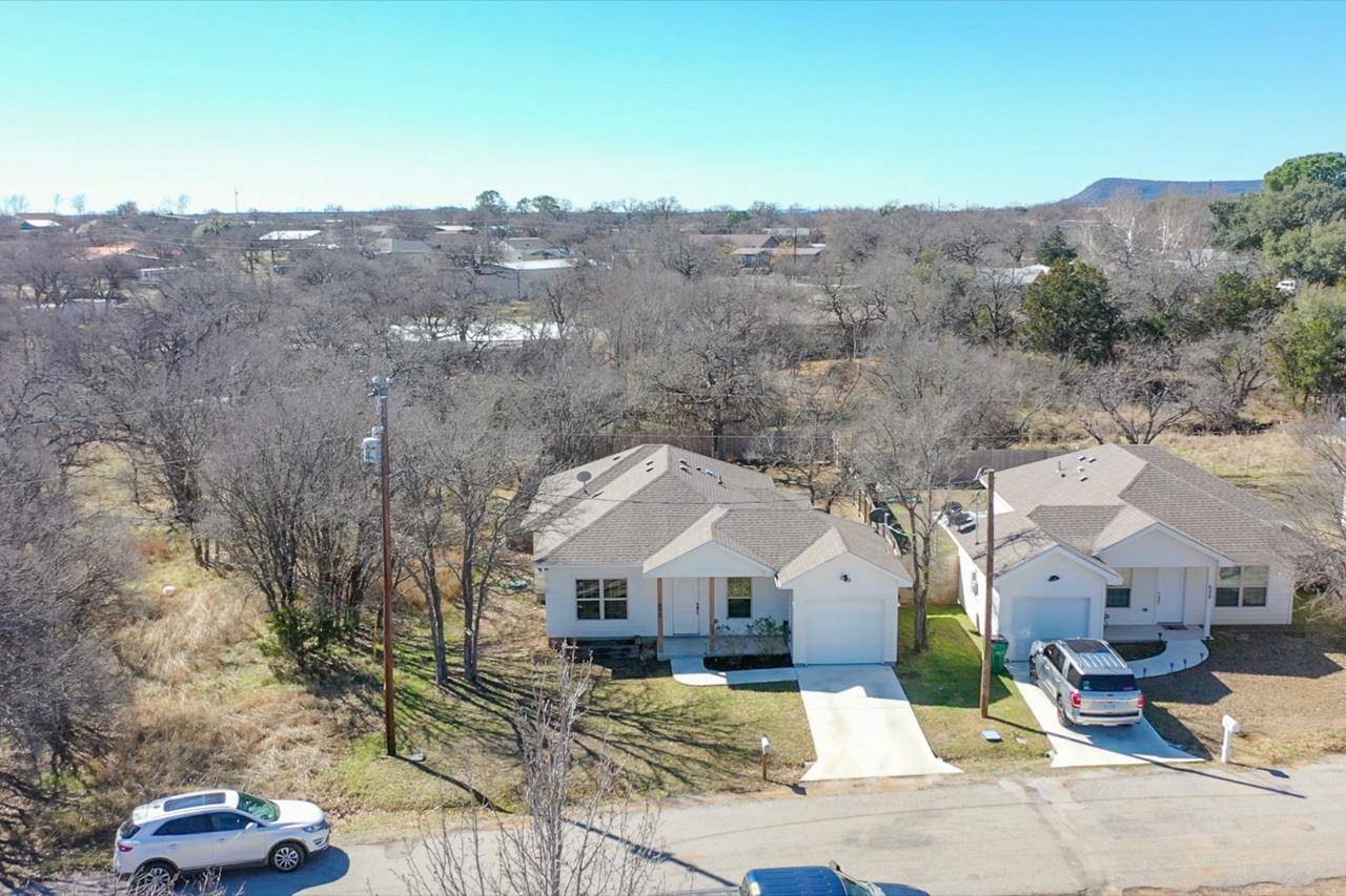 630 Brookwood DR, Kingsland, TX 78639