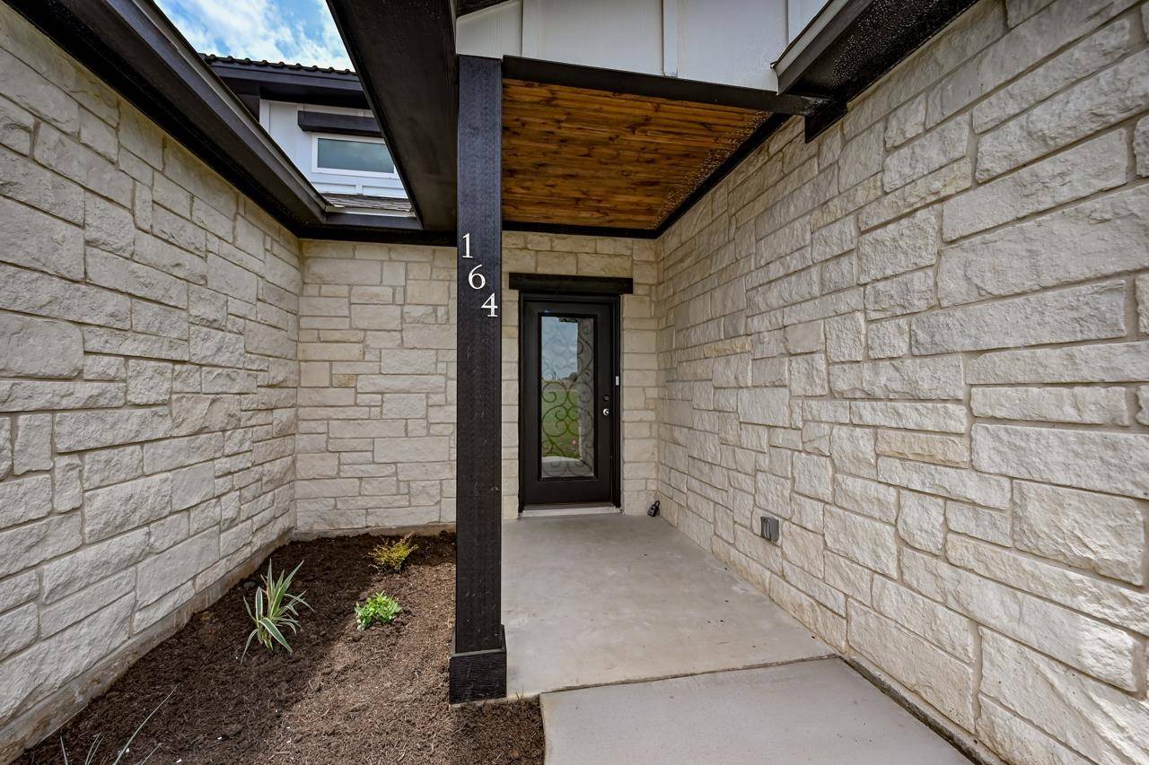 164 Oak Grove Pkwy, Kingsland, TX 78639