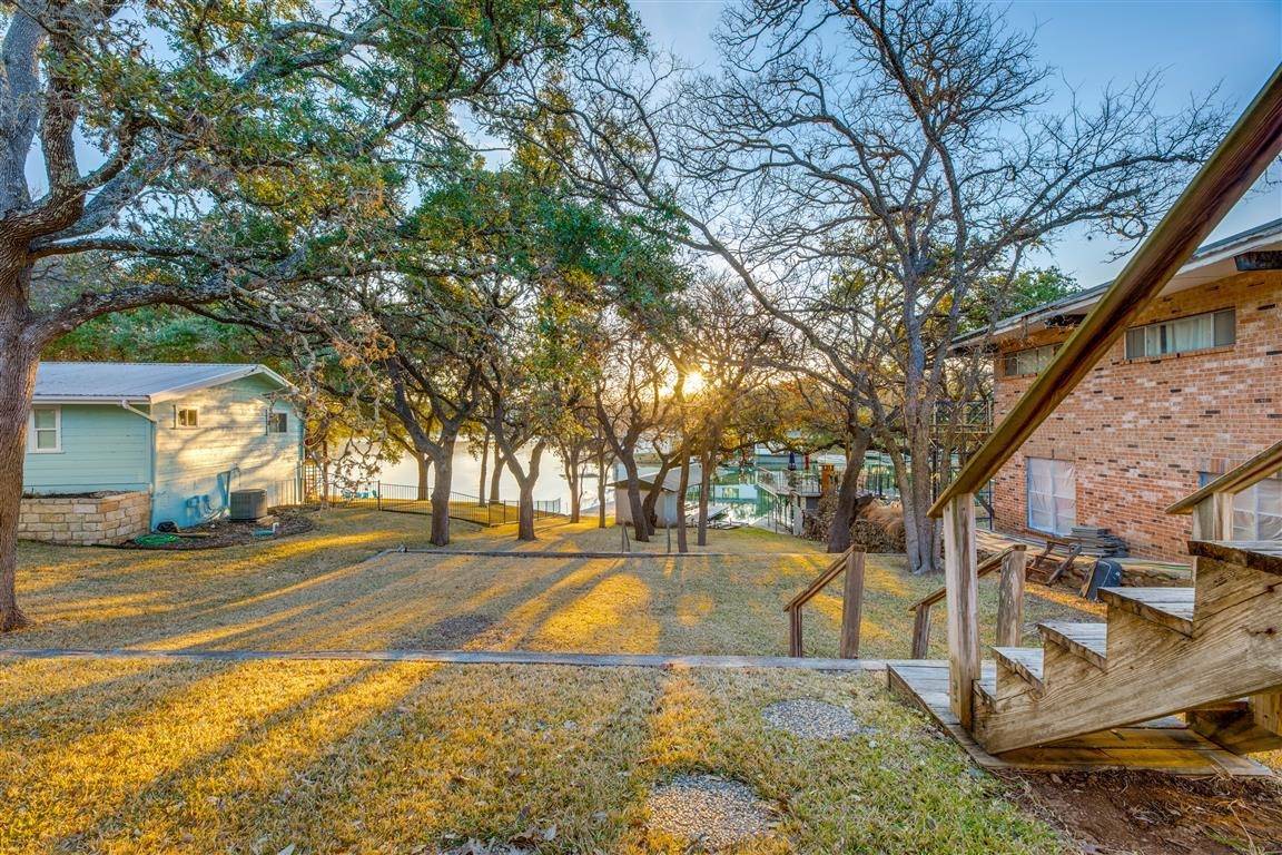 655 Sandy Mountain DR, Sunrise Beach, TX 78643