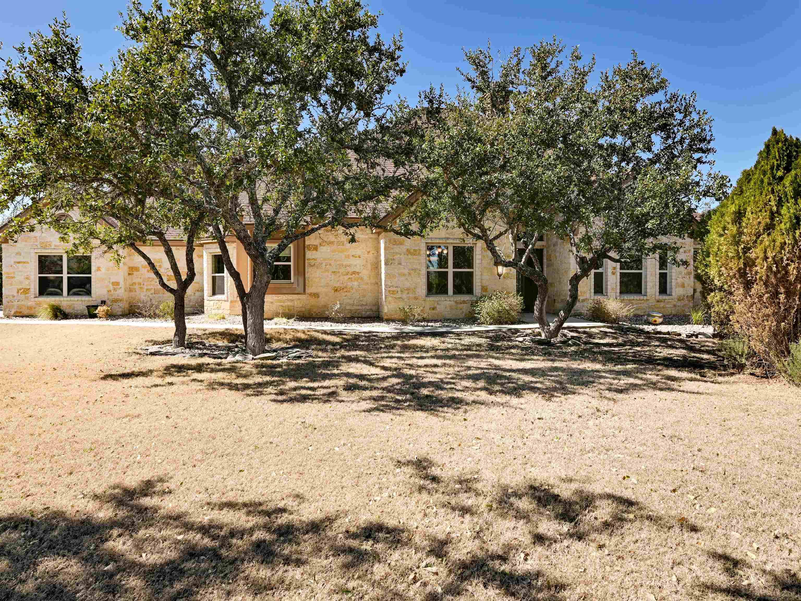 108 Creekside CV, Marble Falls, TX 78654