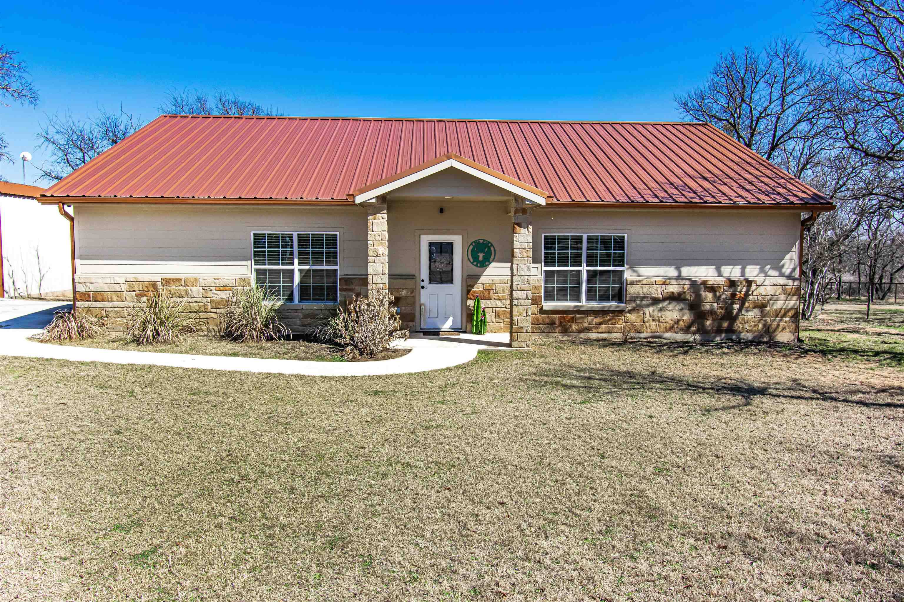 118 Western DR, Kingsland, TX 78639