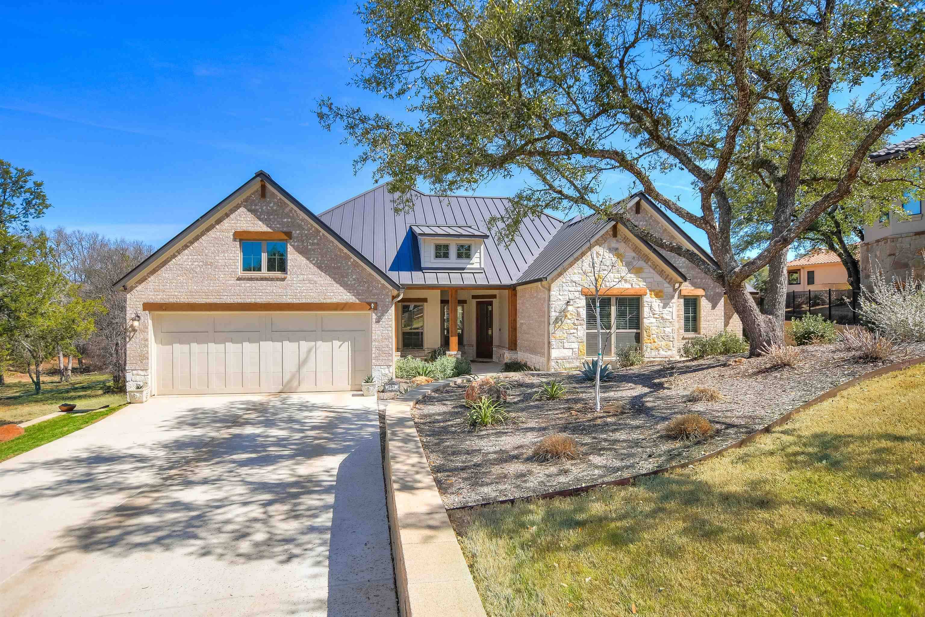 104 Palomino, Horseshoe Bay, TX 78657