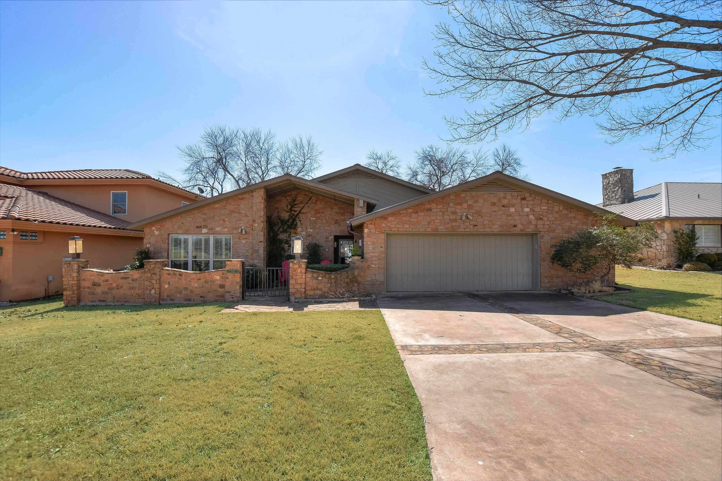 203 Longhorn, Horseshoe Bay, TX 78657