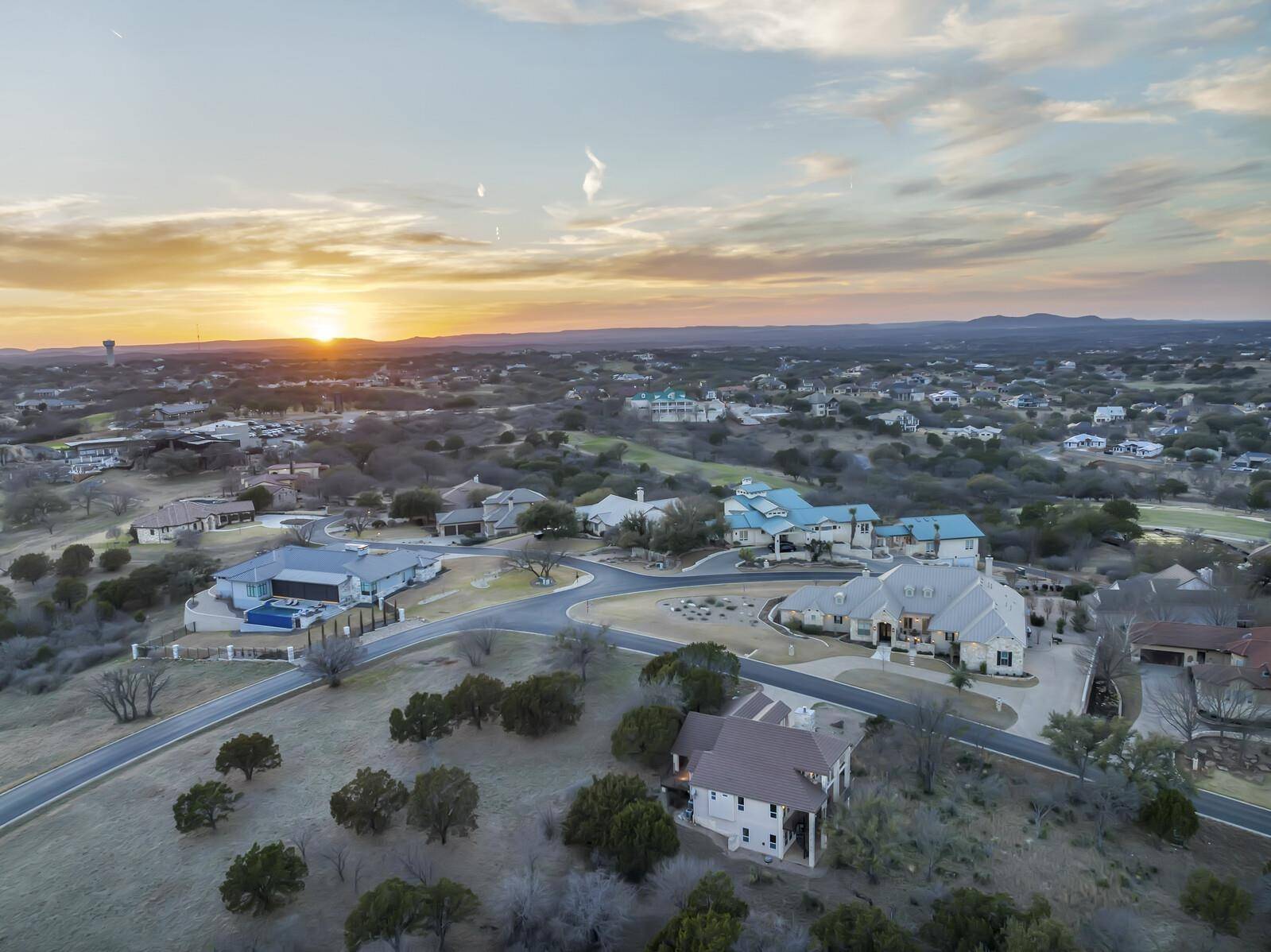 304 Spider Valley, Horseshoe Bay, TX 78657