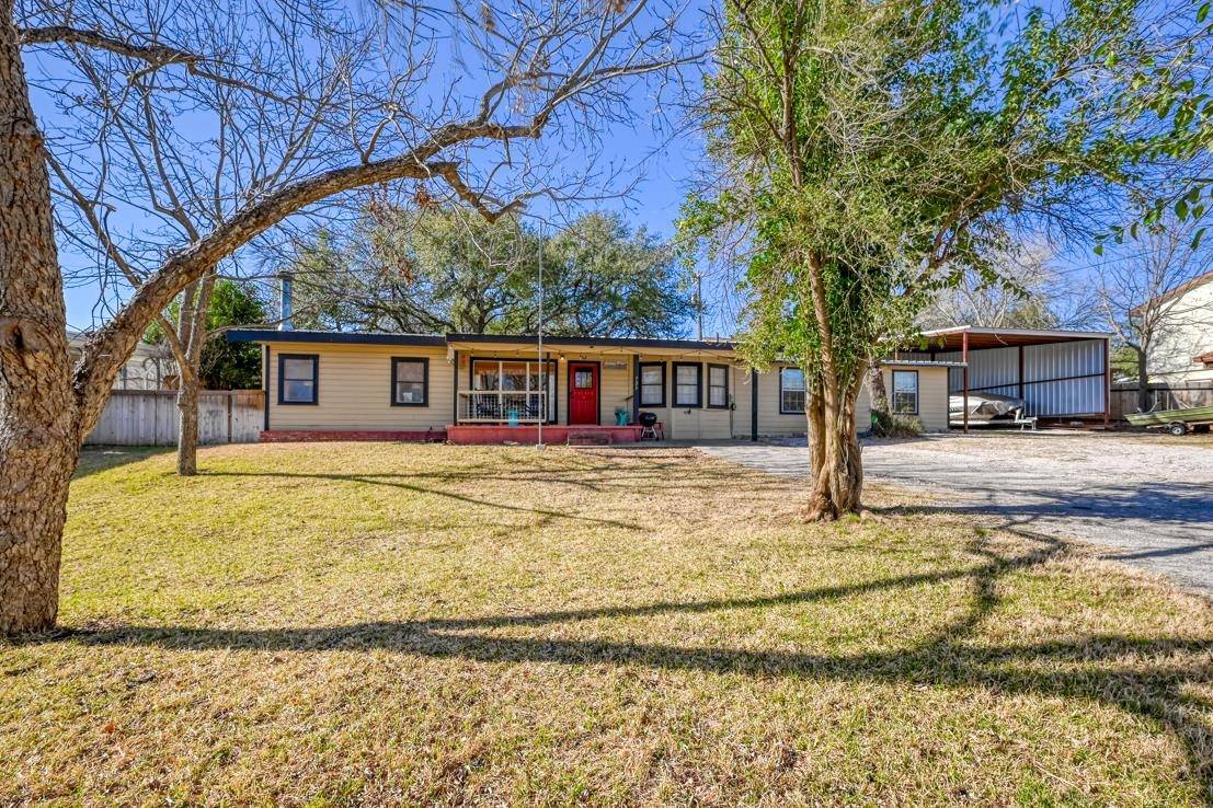 723 Sandy Harbor DR, Horseshoe Bay, TX 78657