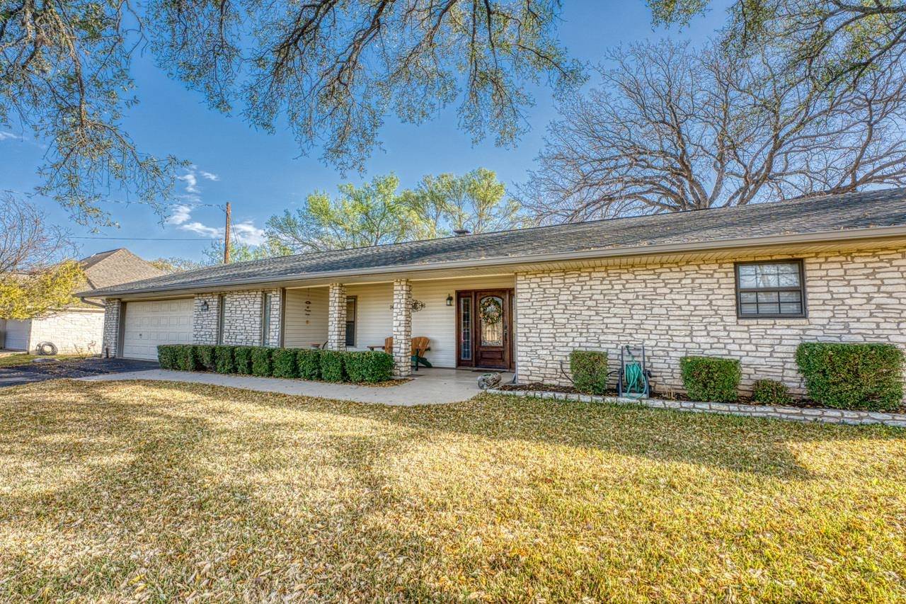 202 Crane DR, Marble Falls, TX 78654
